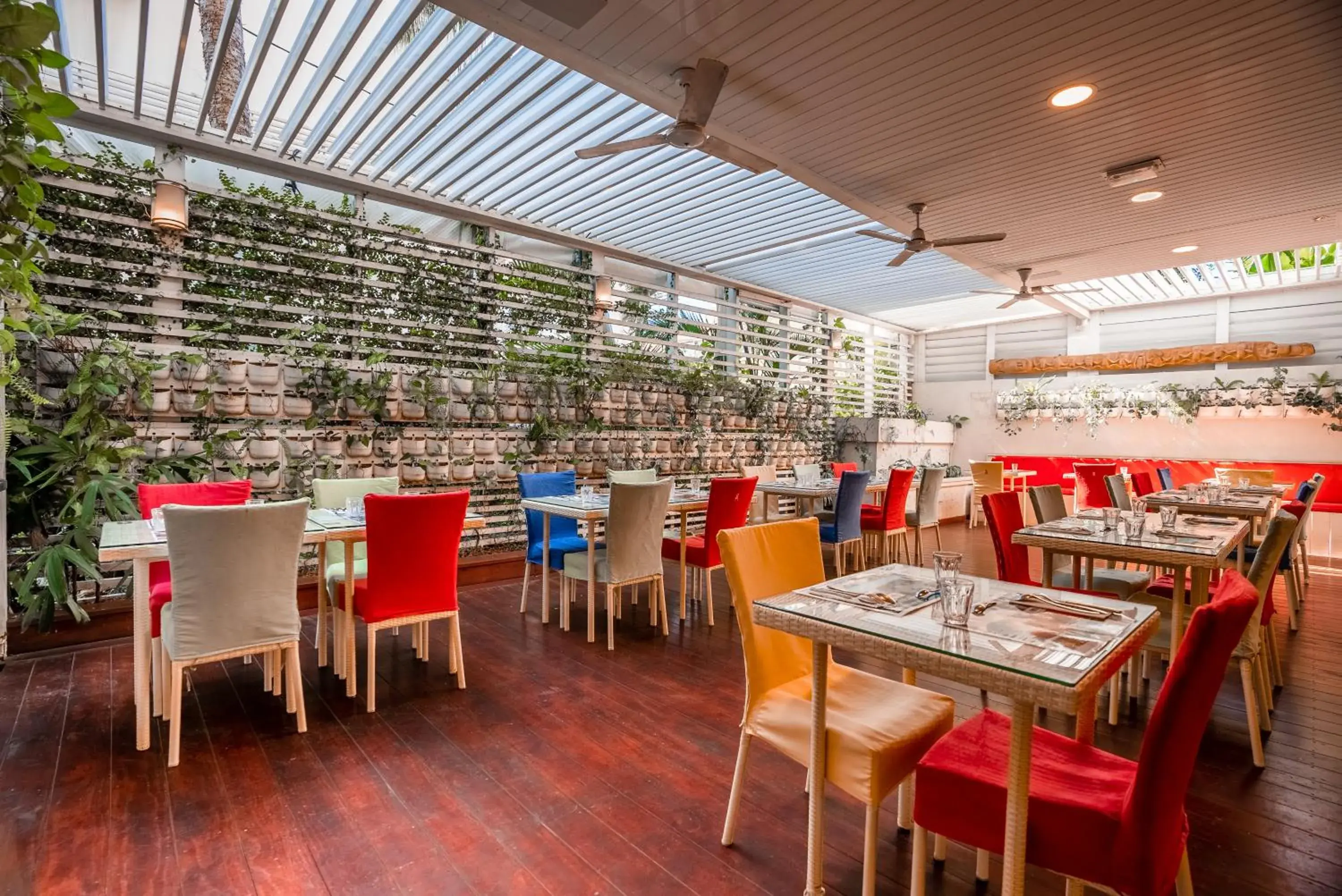 Restaurant/places to eat in Hôtel Le Lagon Restaurant/places to eat in Hôtel Le Lagon