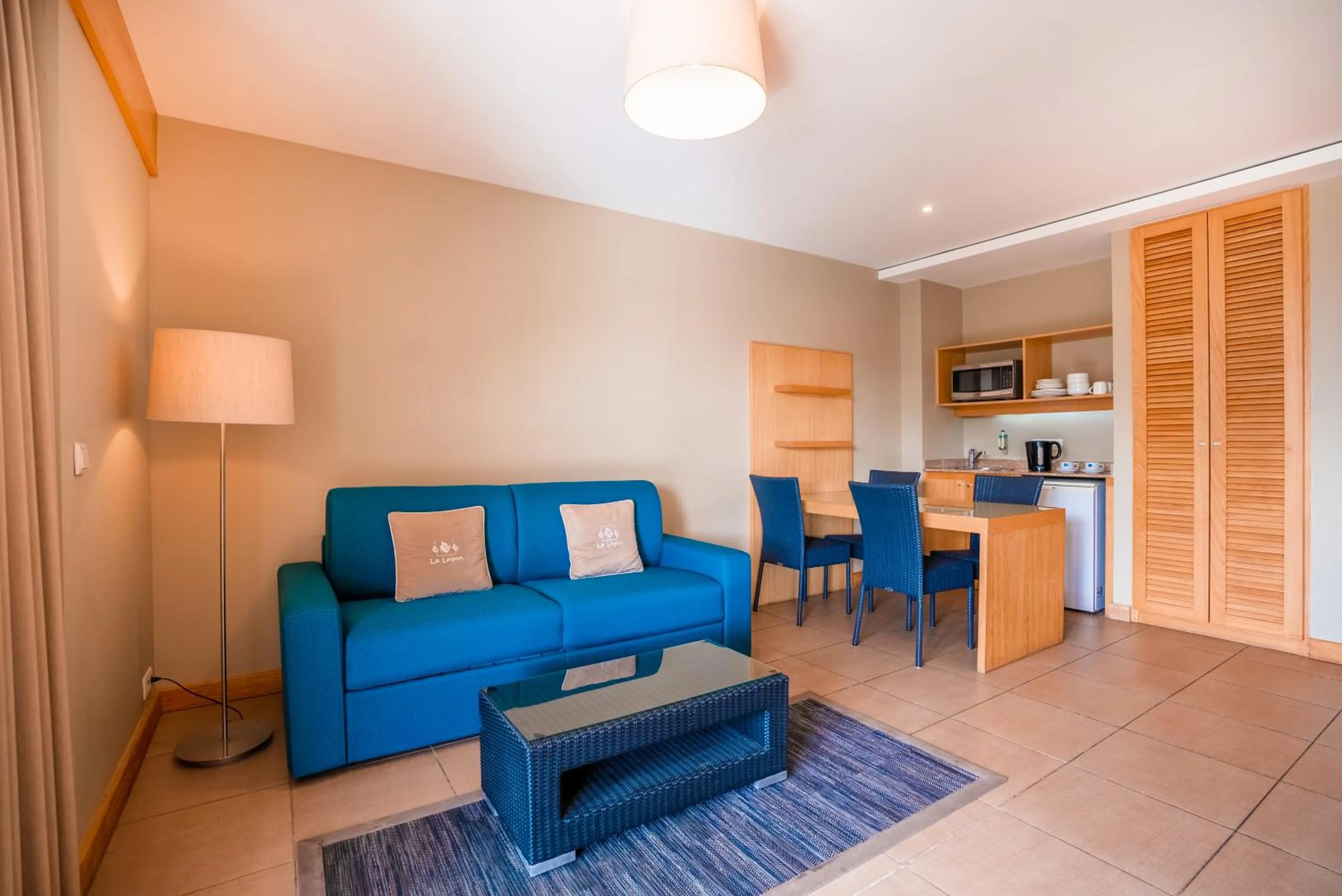 Living room in Hôtel Le Lagon