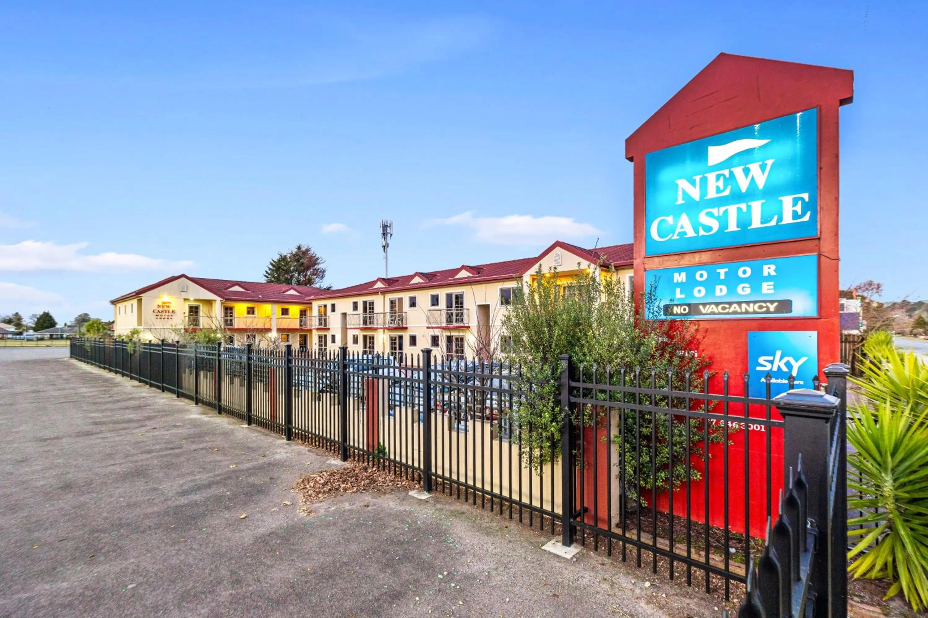 New Castle Motor Lodge
