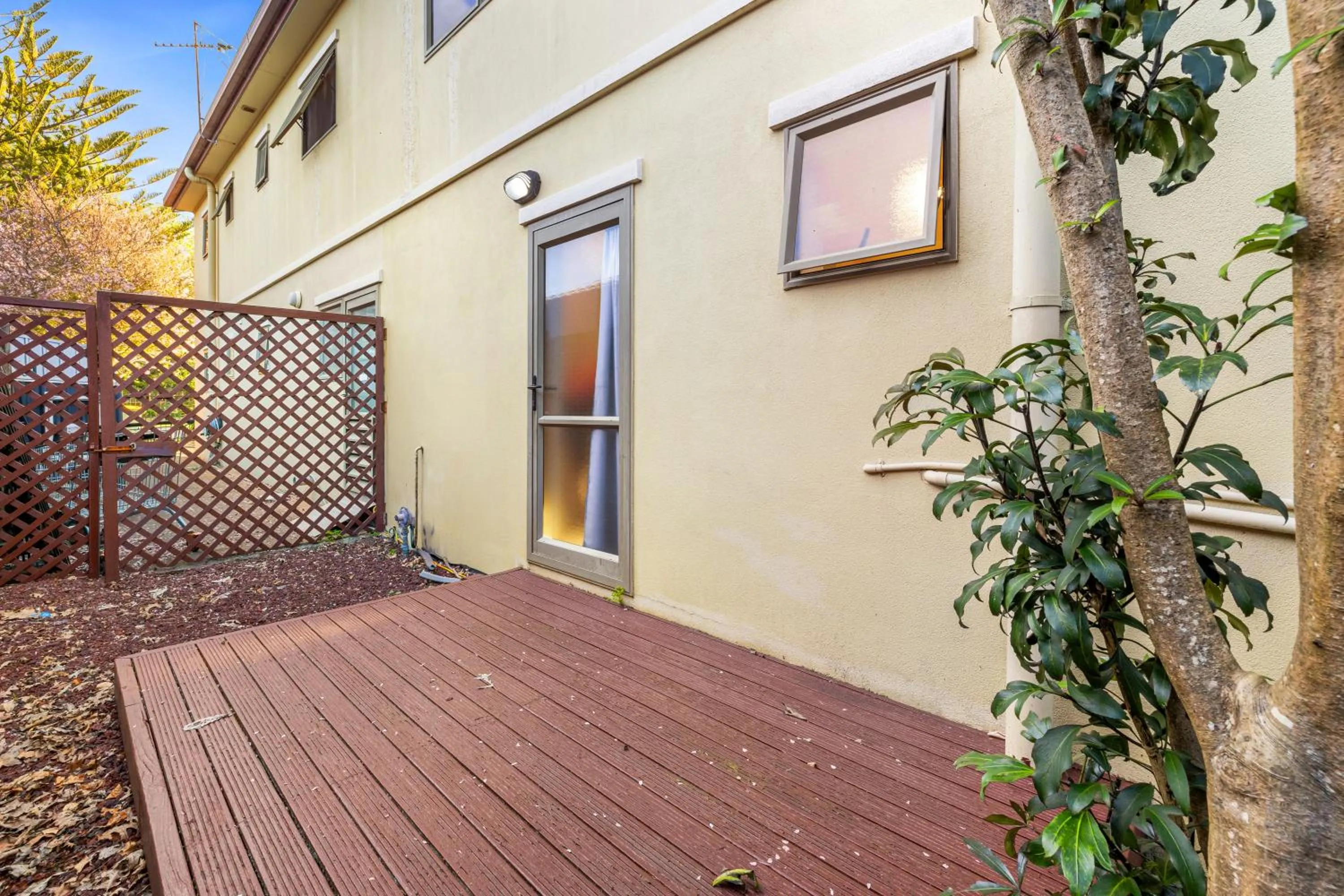 New Castle Motor Lodge