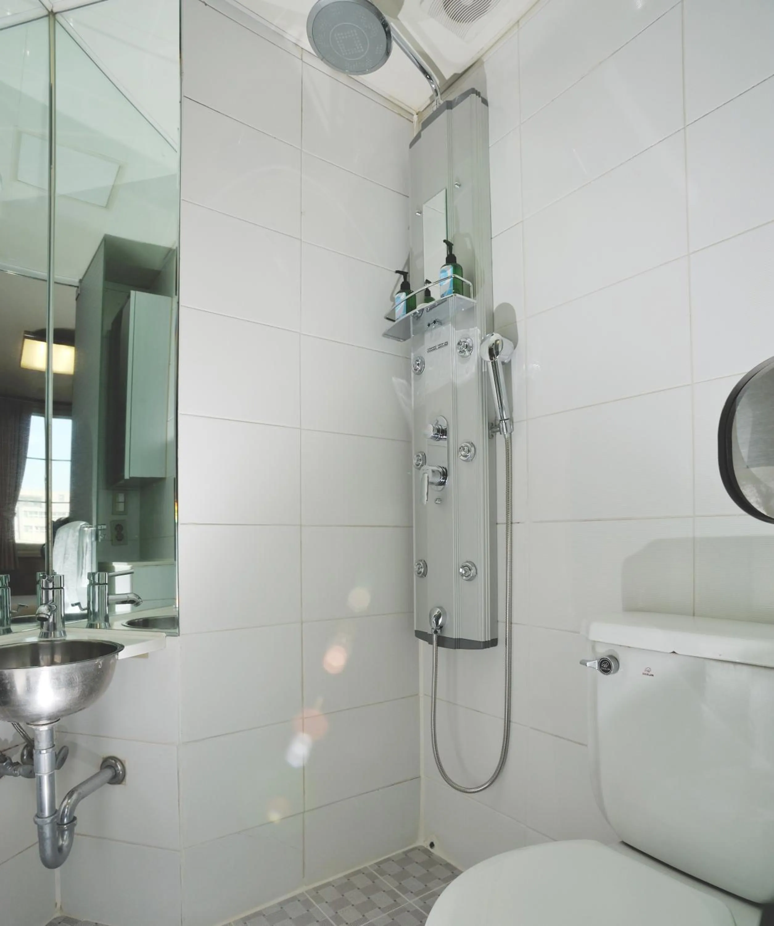 Bathroom in Uljiro Coop Residence Dongdaemun