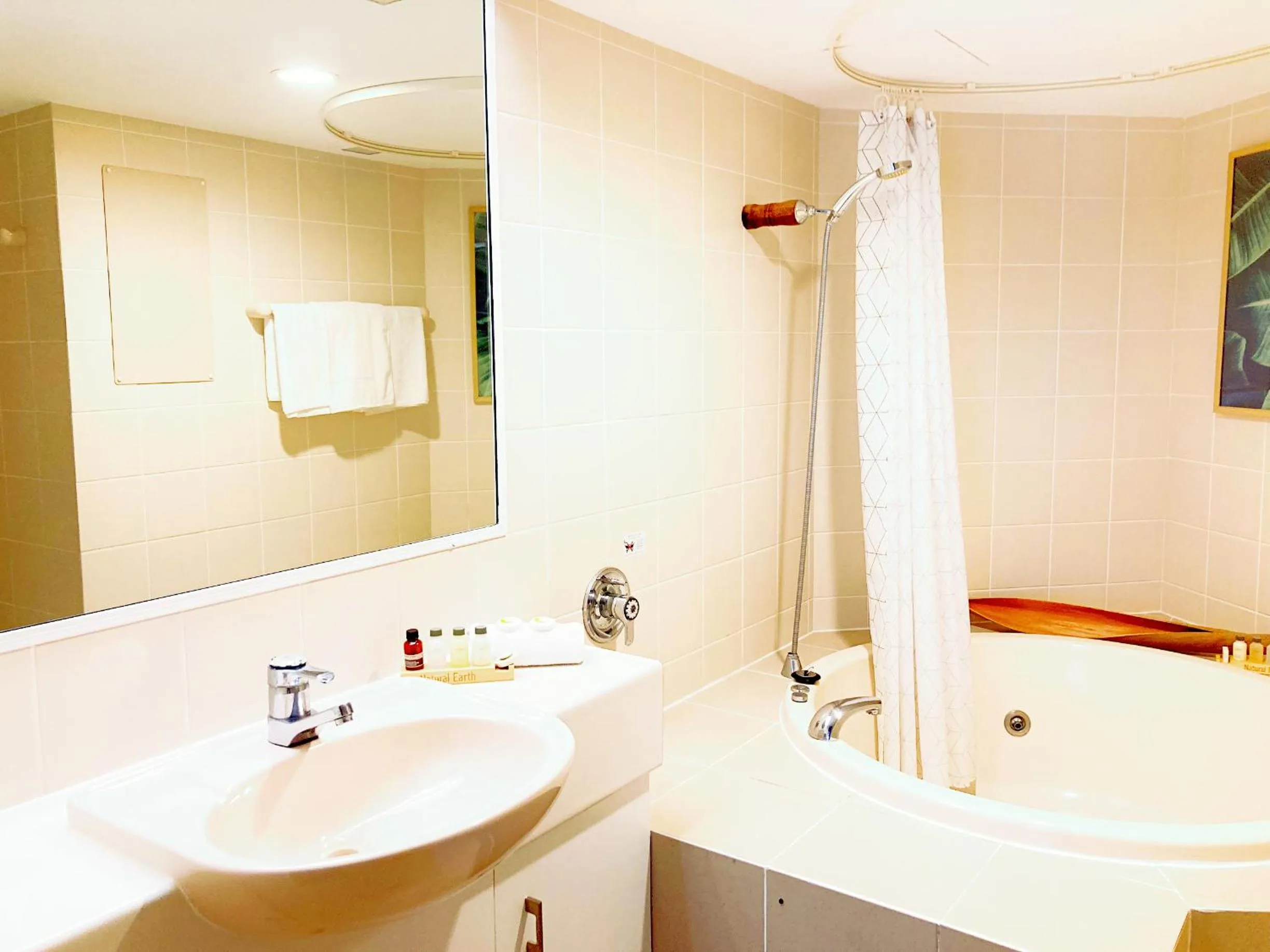 Bathroom in 181 The Esplanade