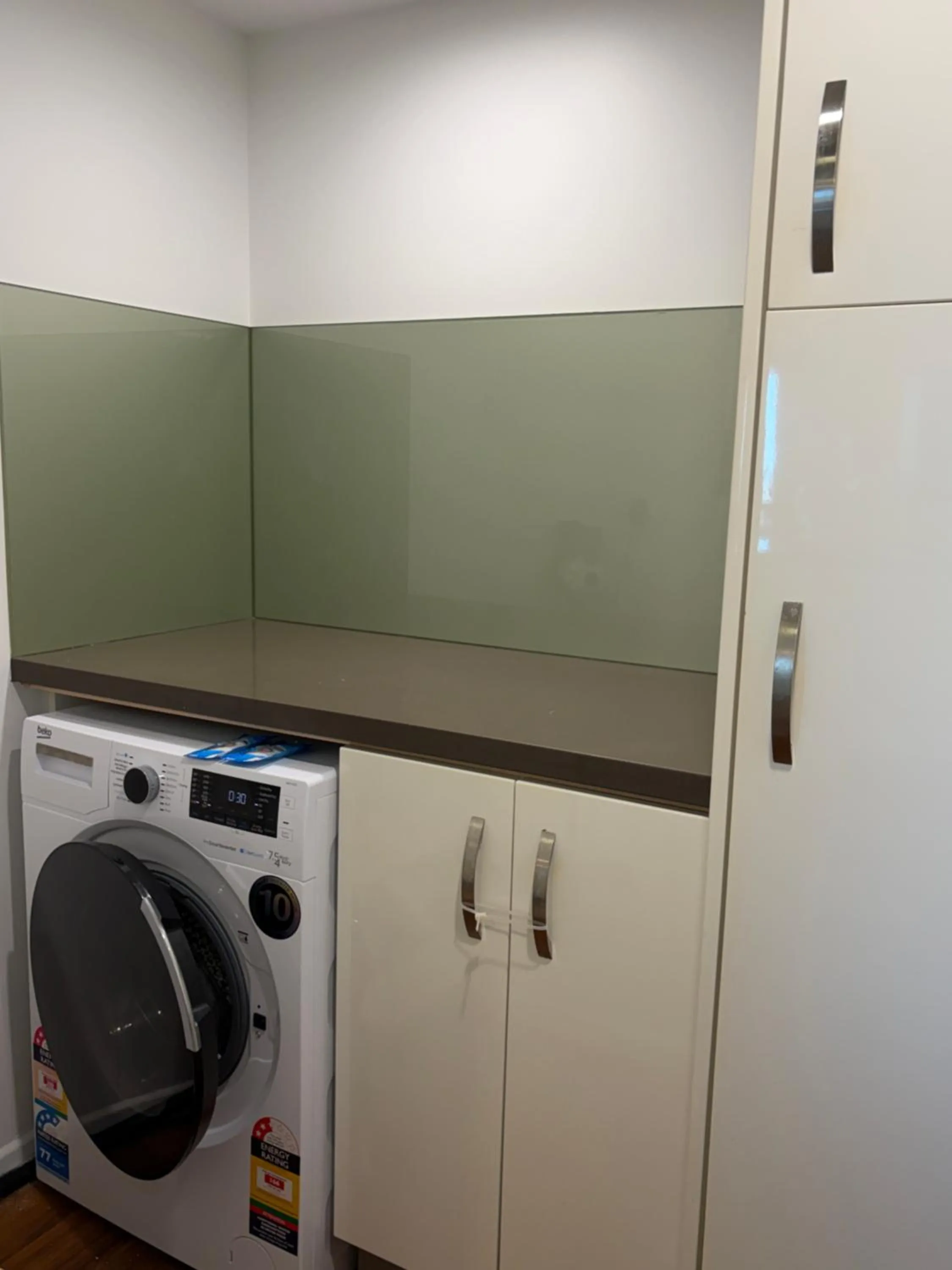 laundry in 181 The Esplanade