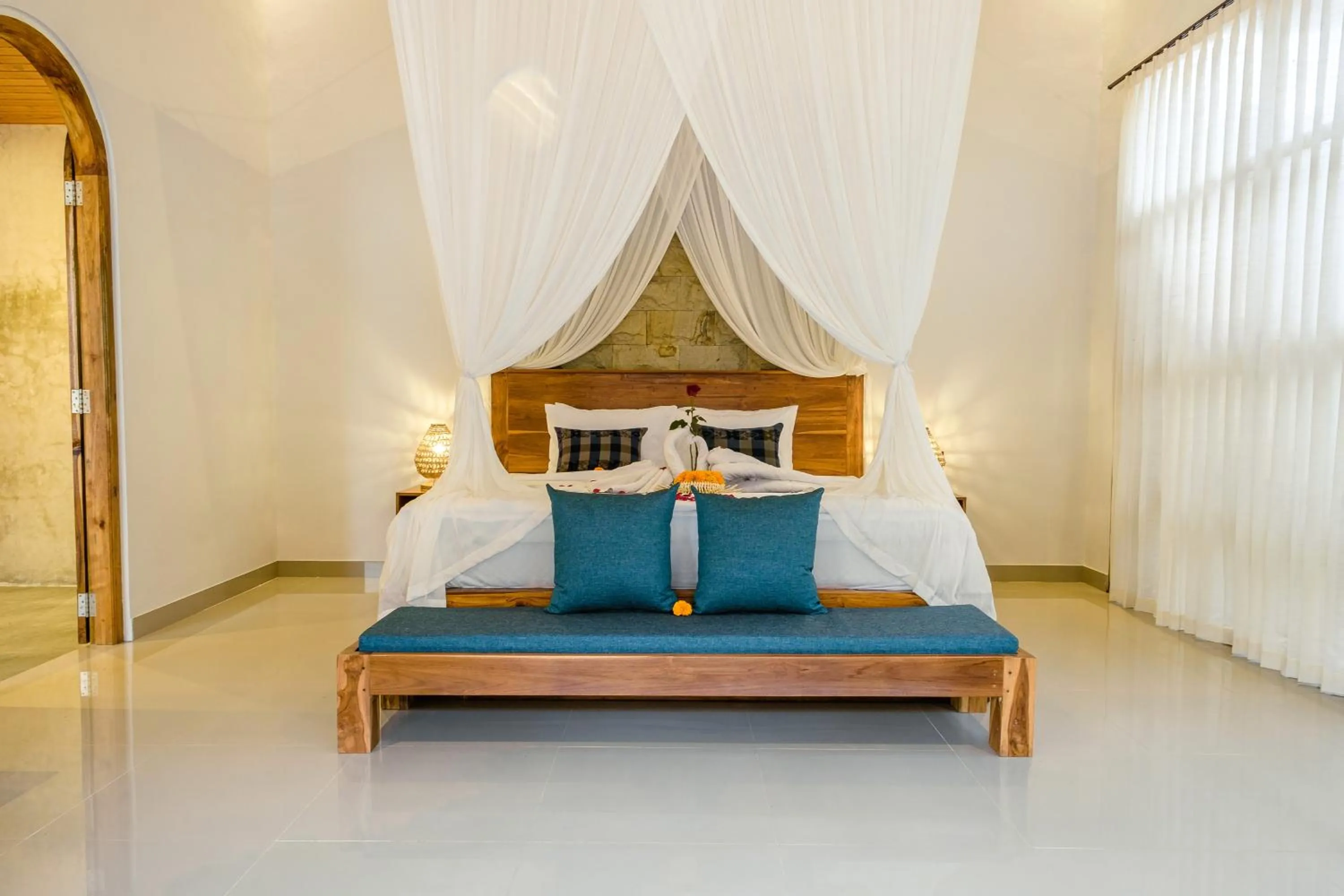 Photo of the whole room, Bed in Way Ubud