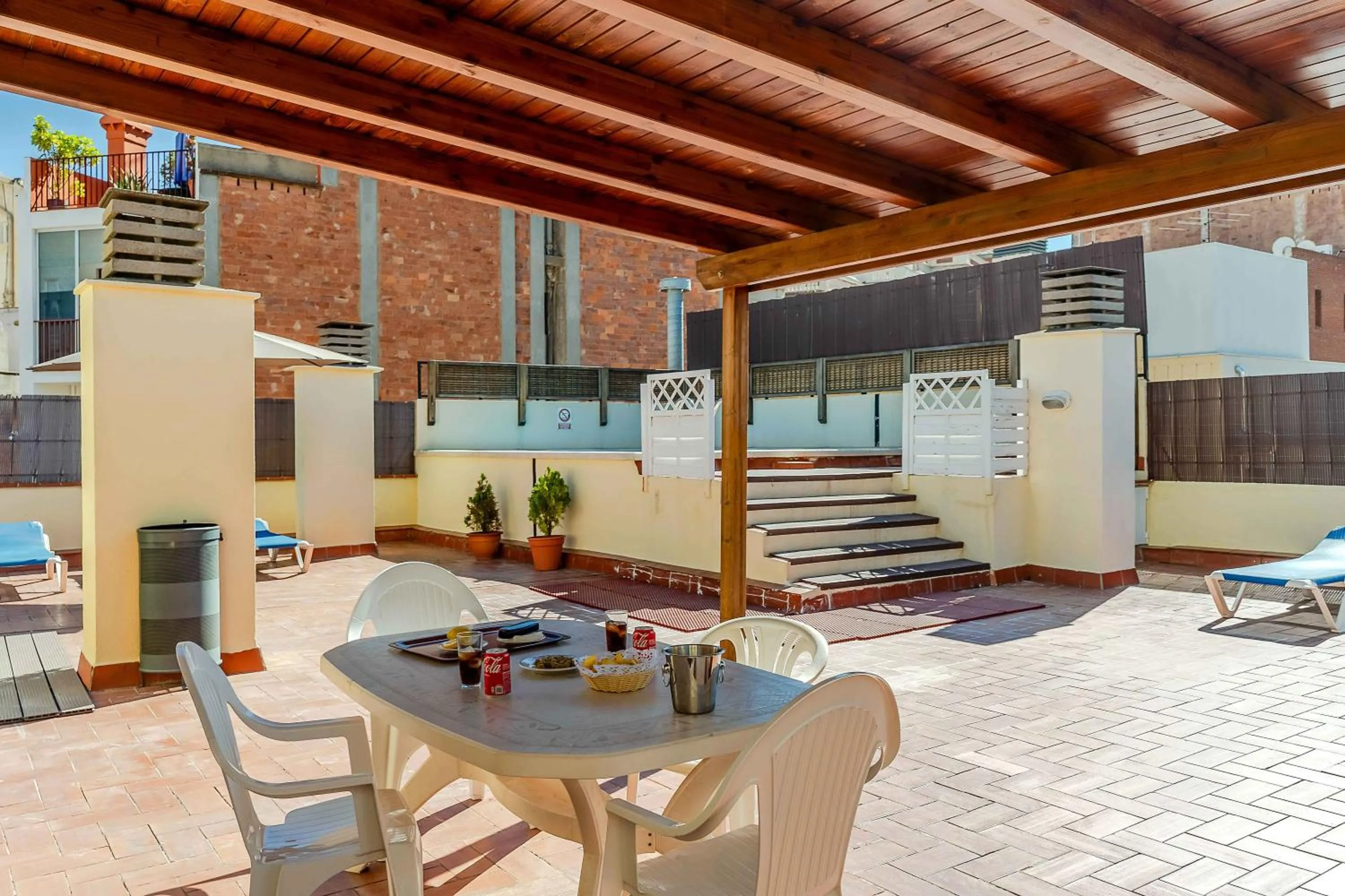 Swimming pool in Aparthotel Bertrán