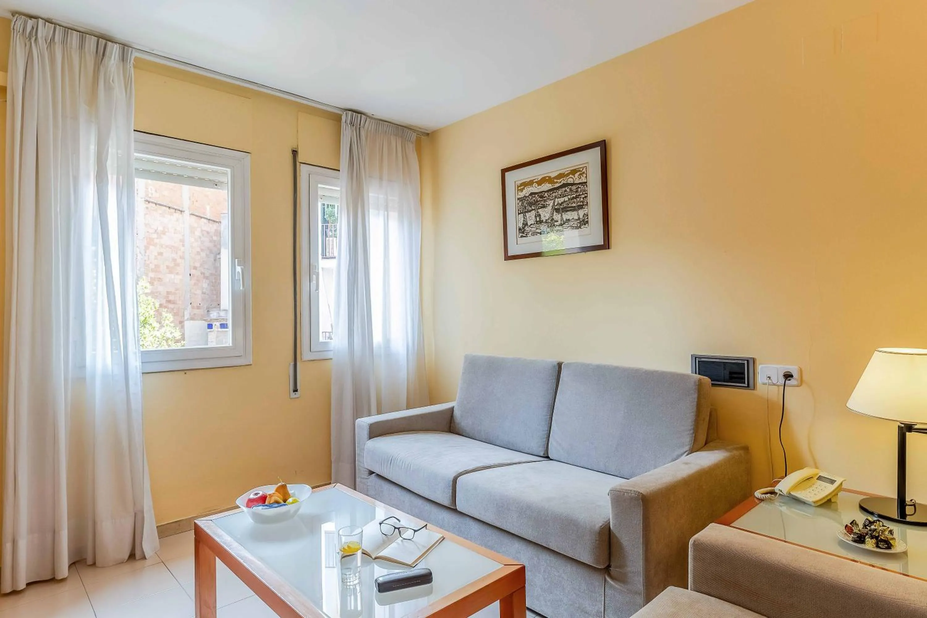 Living room in Aparthotel Bertrán