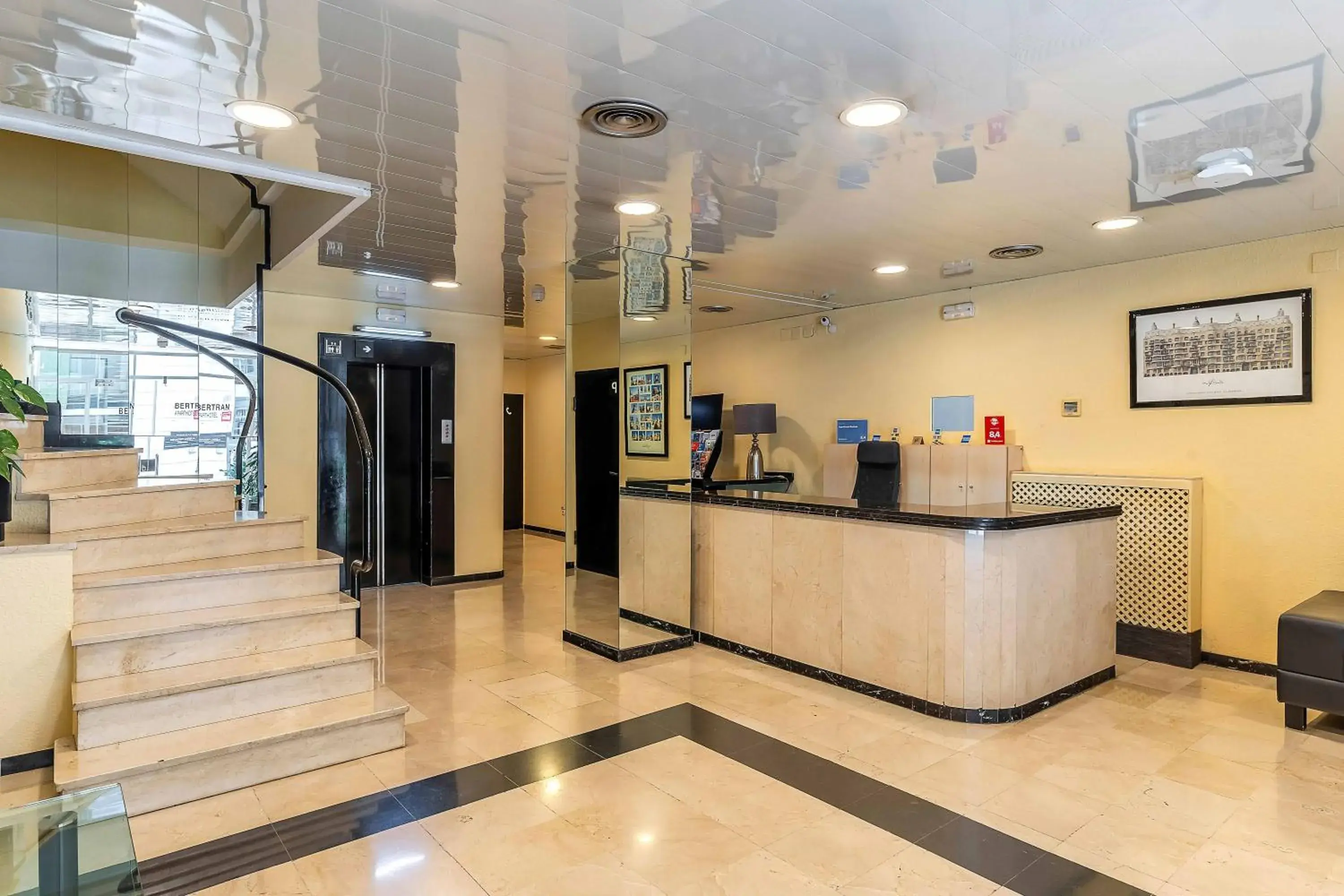 Property building in Aparthotel Bertrán Property building in Aparthotel Bertrán