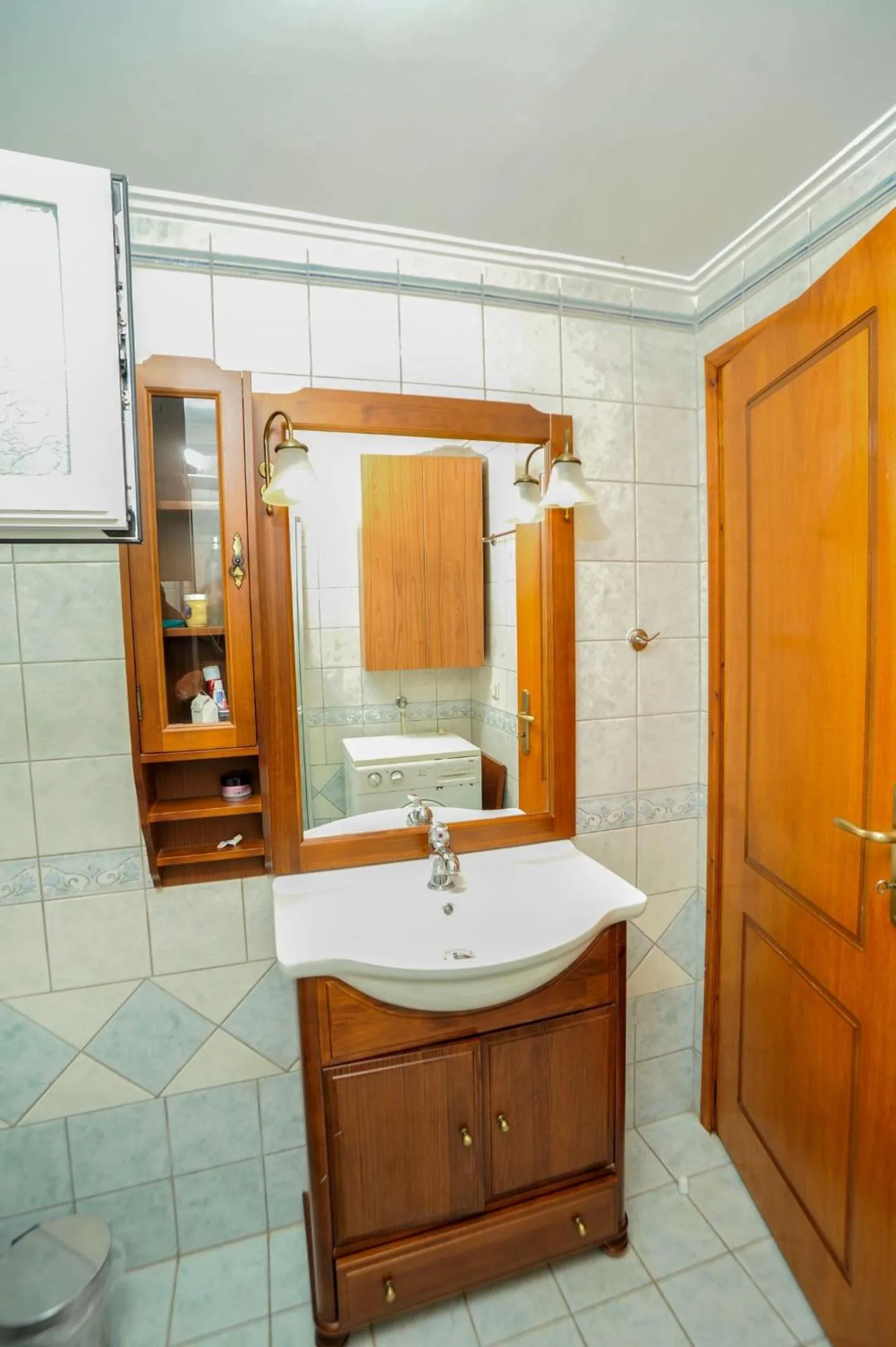Bathroom in Romantic Corner Maisonette houses