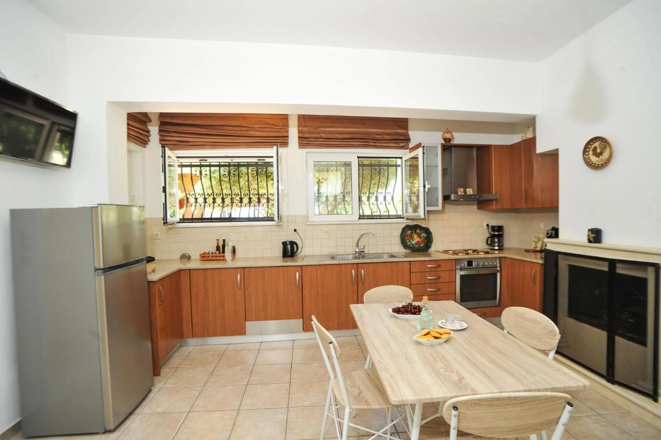 Coffee/tea facilities in Romantic Corner Maisonette houses