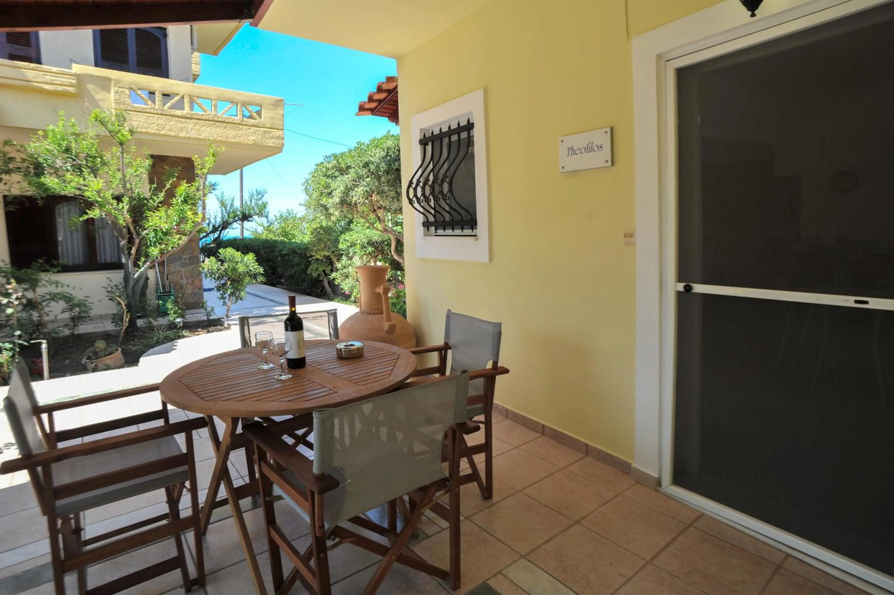 Patio in Romantic Corner Maisonette houses