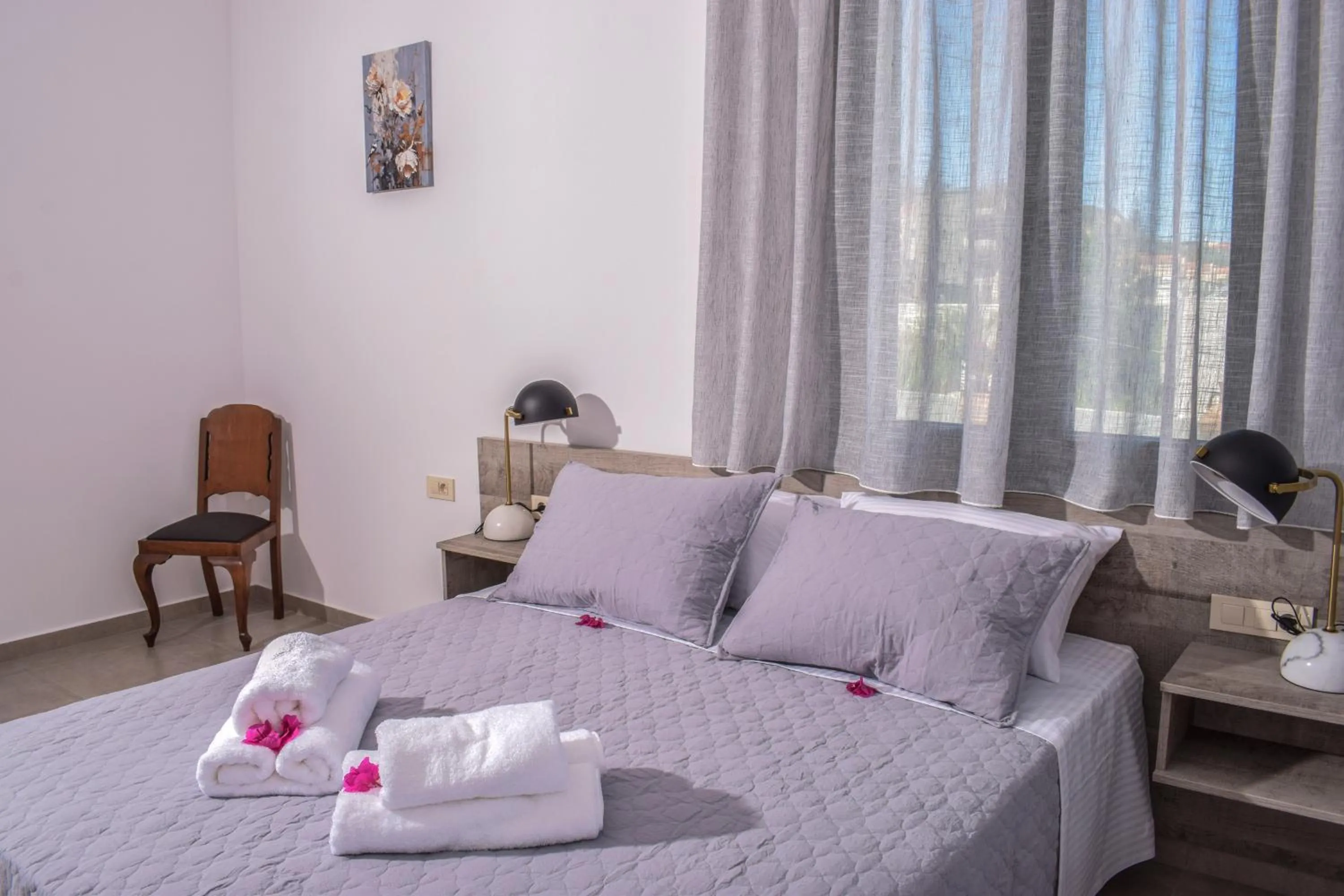 Bed in Romantic Corner Maisonette houses