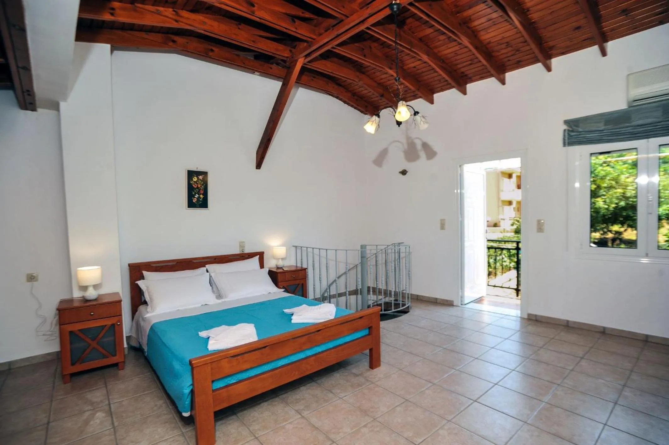 Bed in Romantic Corner Maisonette houses
