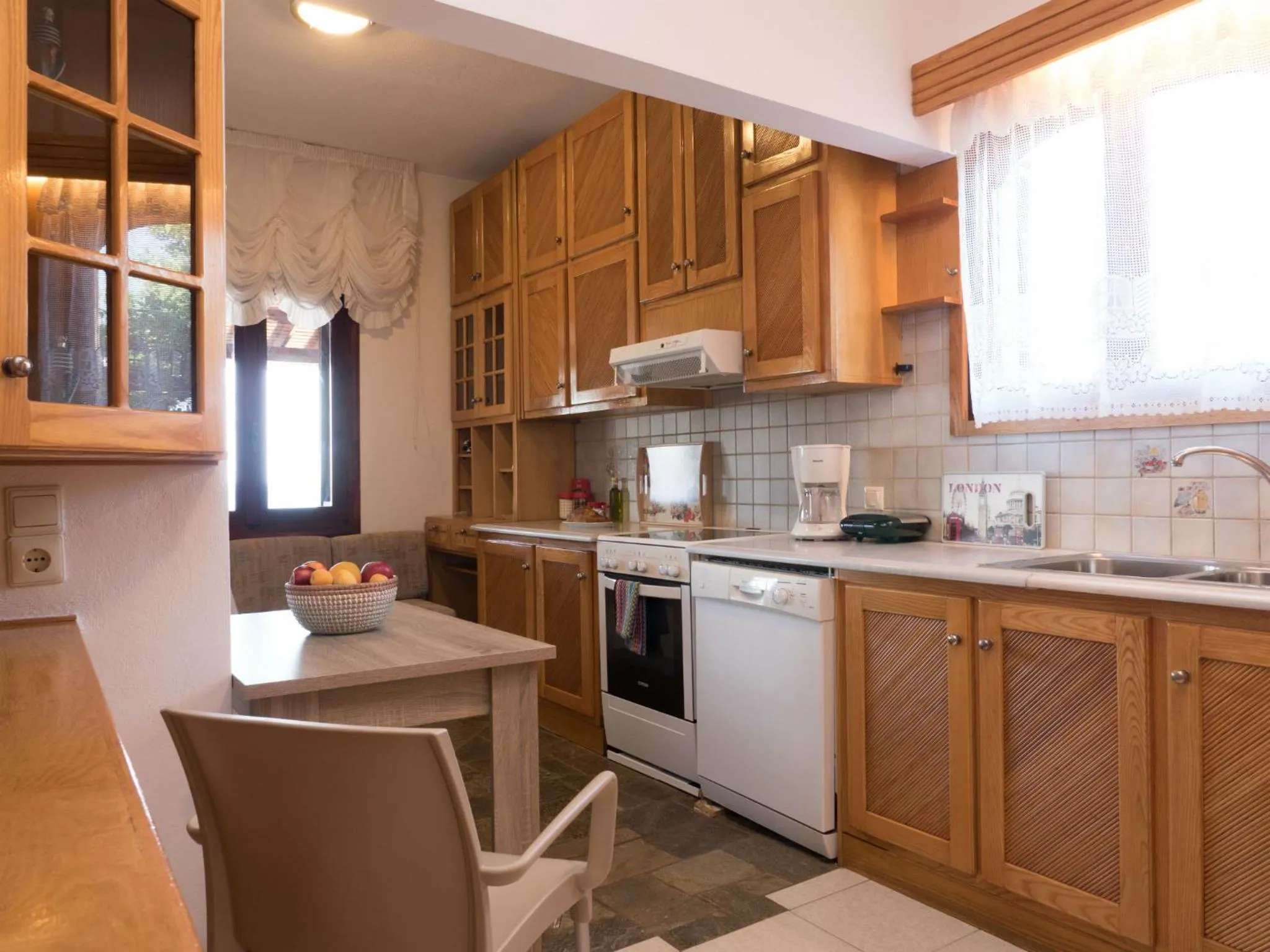 Kitchen or kitchenette in Romantic Corner Maisonette houses