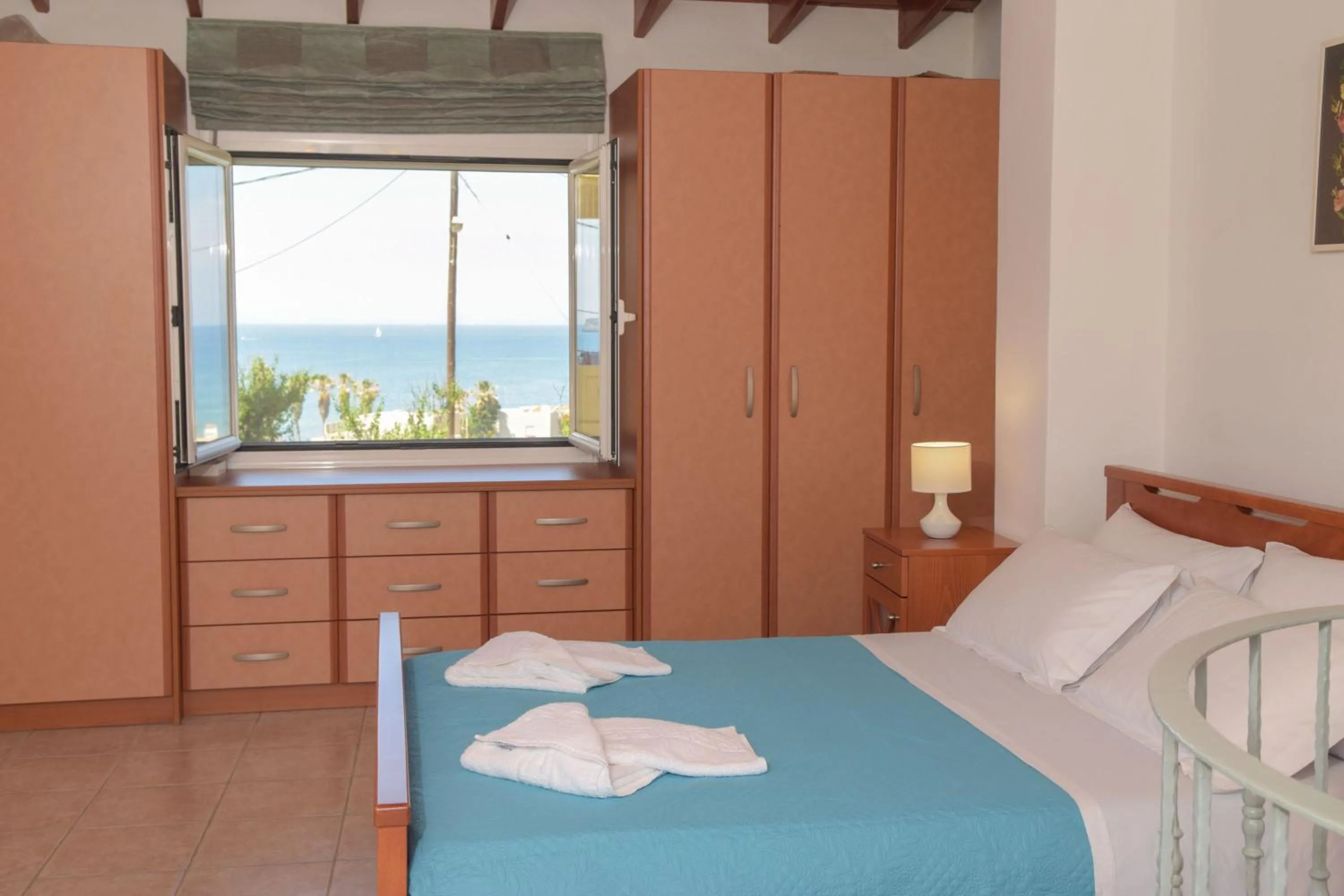 Bed in Romantic Corner Maisonette houses