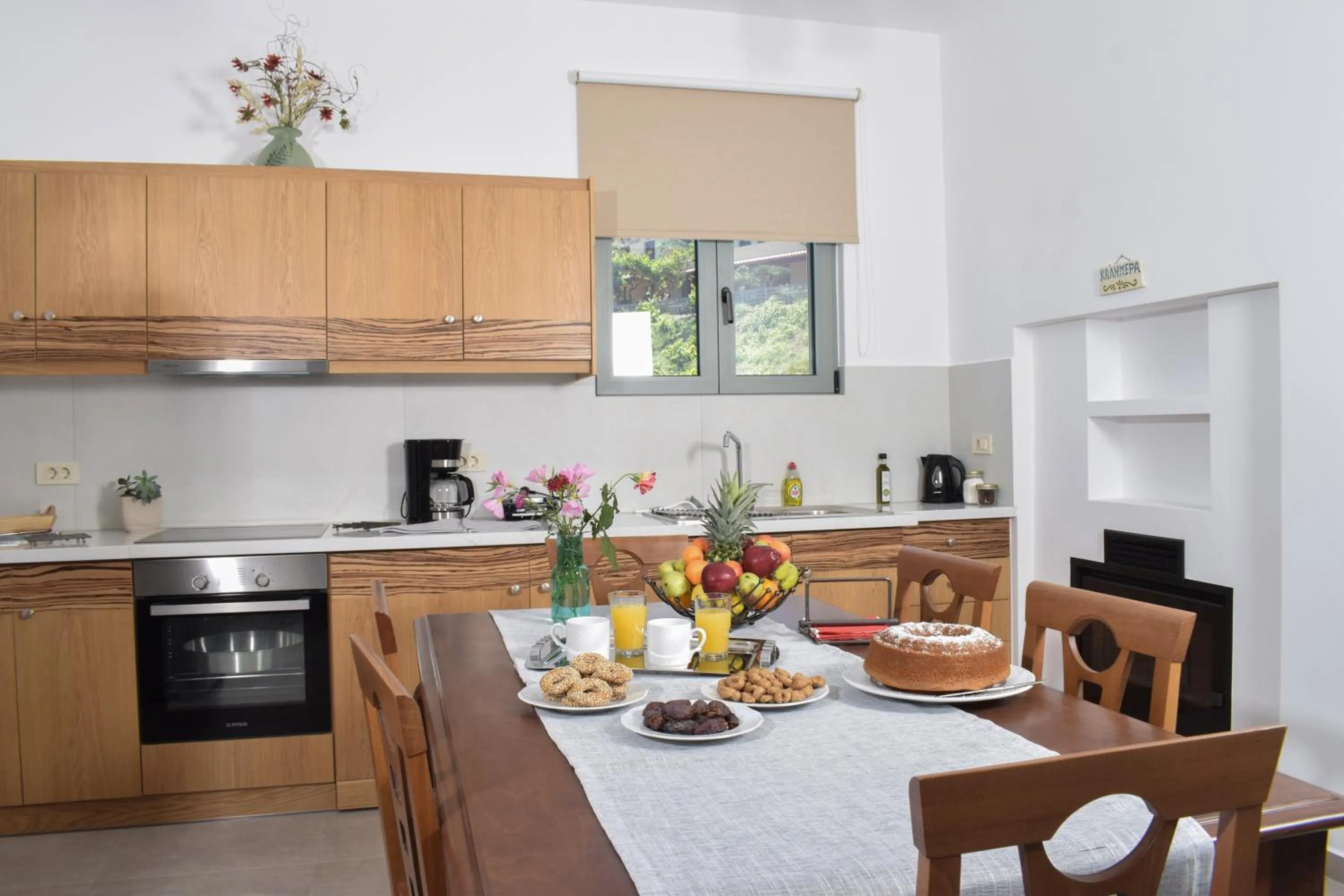 Coffee/tea facilities in Romantic Corner Maisonette houses