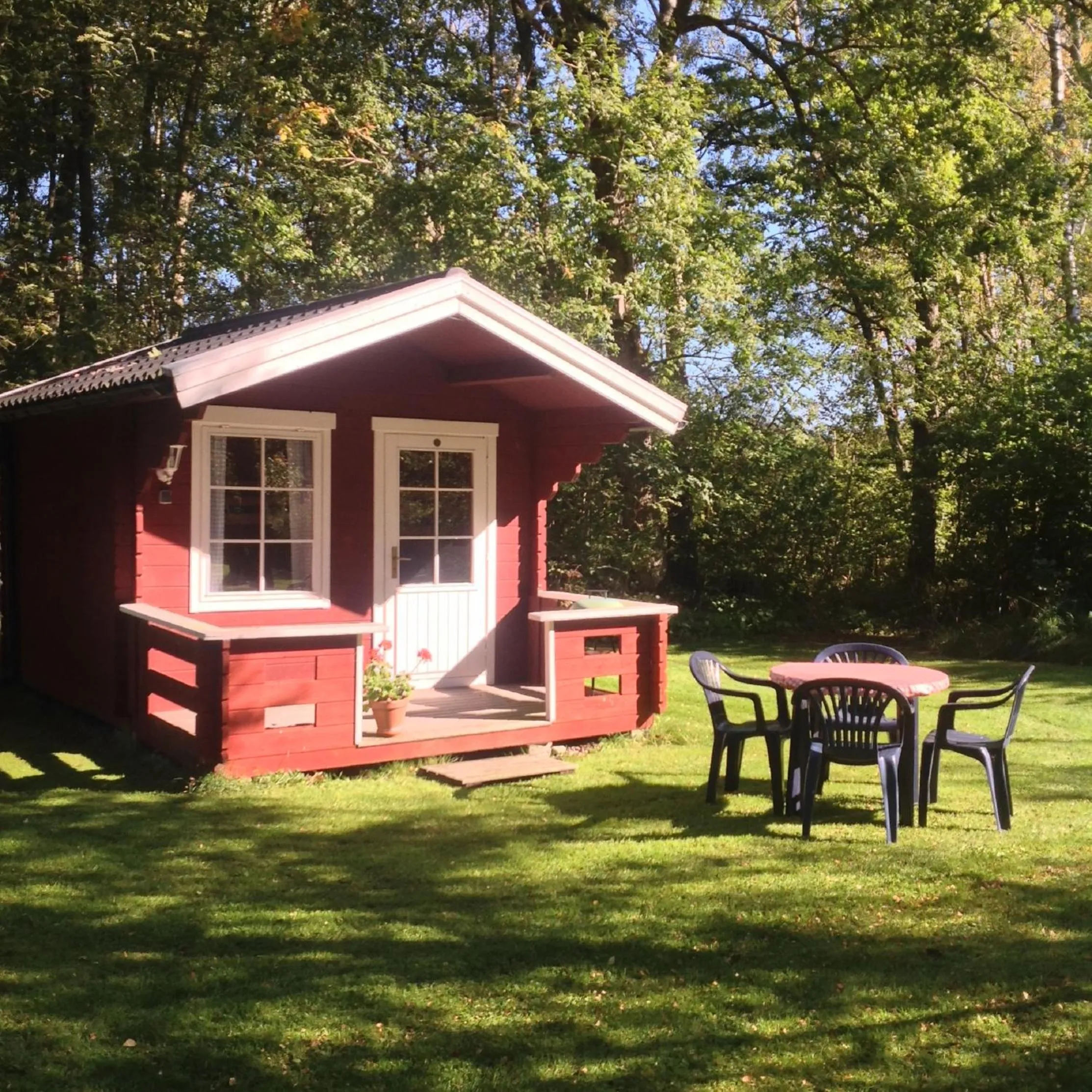 Facade/entrance in Gånarps rum och Stuguthyrning