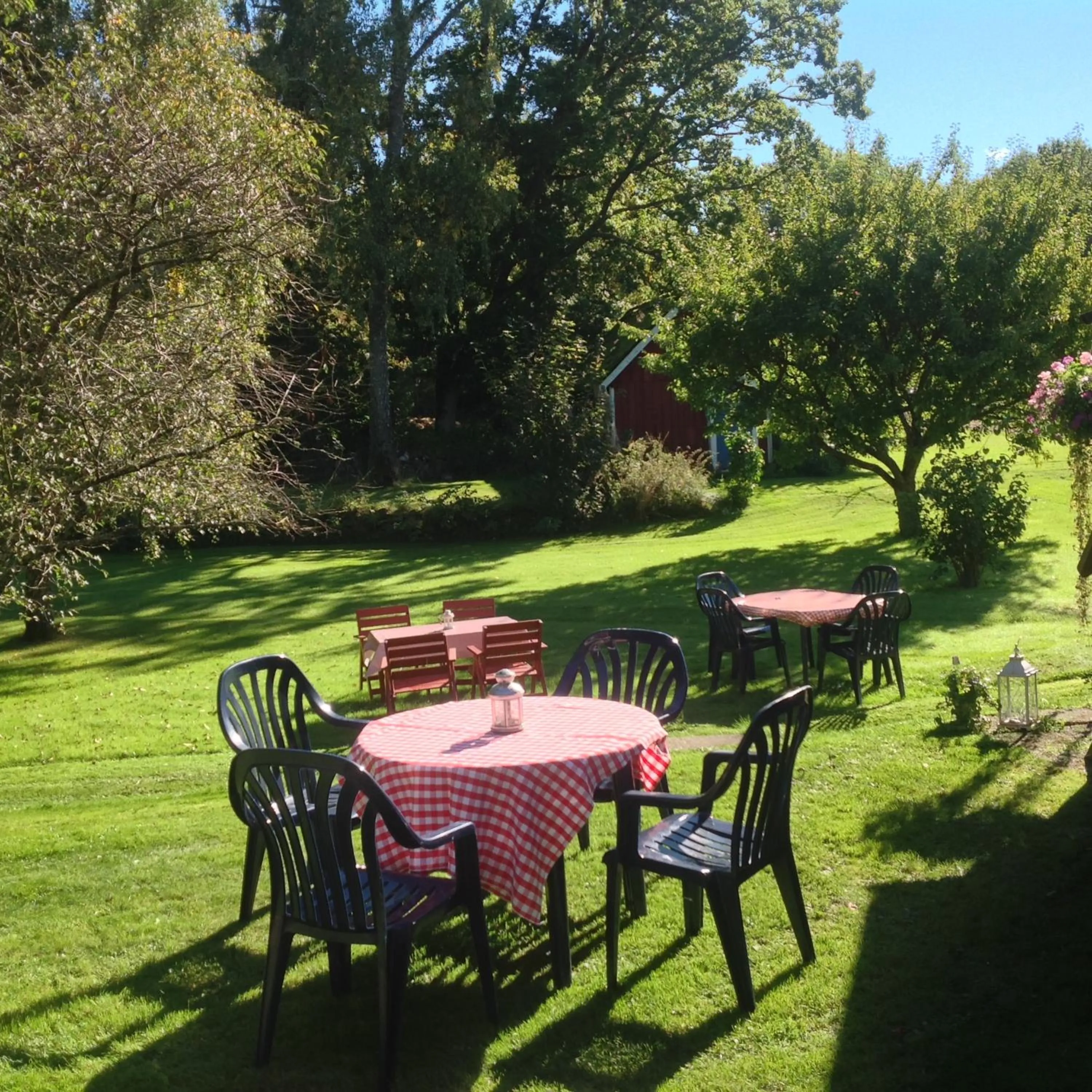 Garden in Gånarps rum och Stuguthyrning