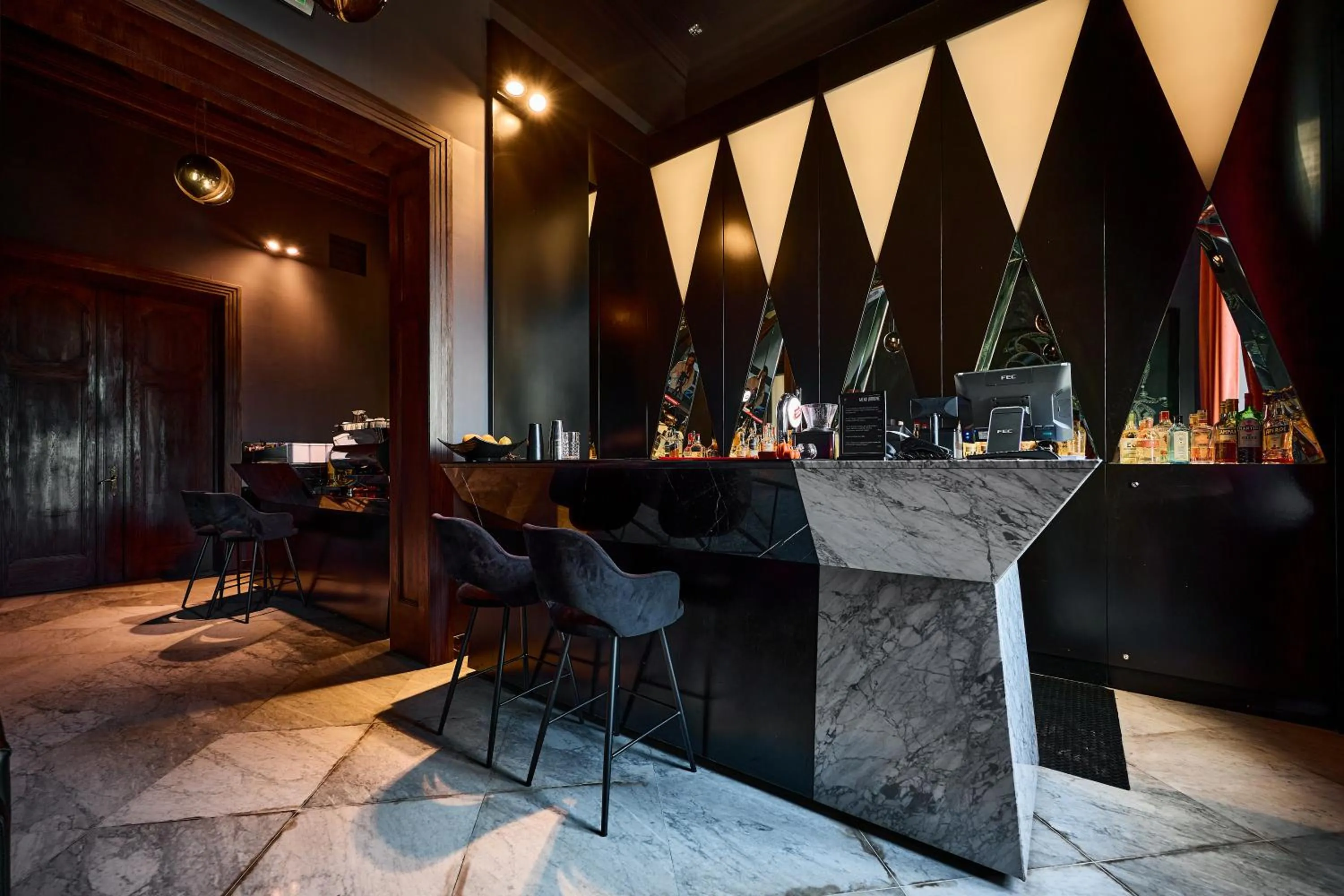 Lounge or bar in Platinum Palace Boutique Hotel & SPA