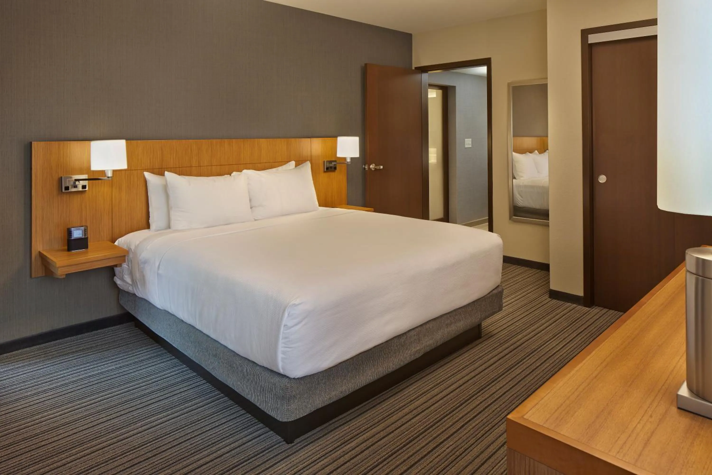 Bed in Hyatt Place Chapel Hill