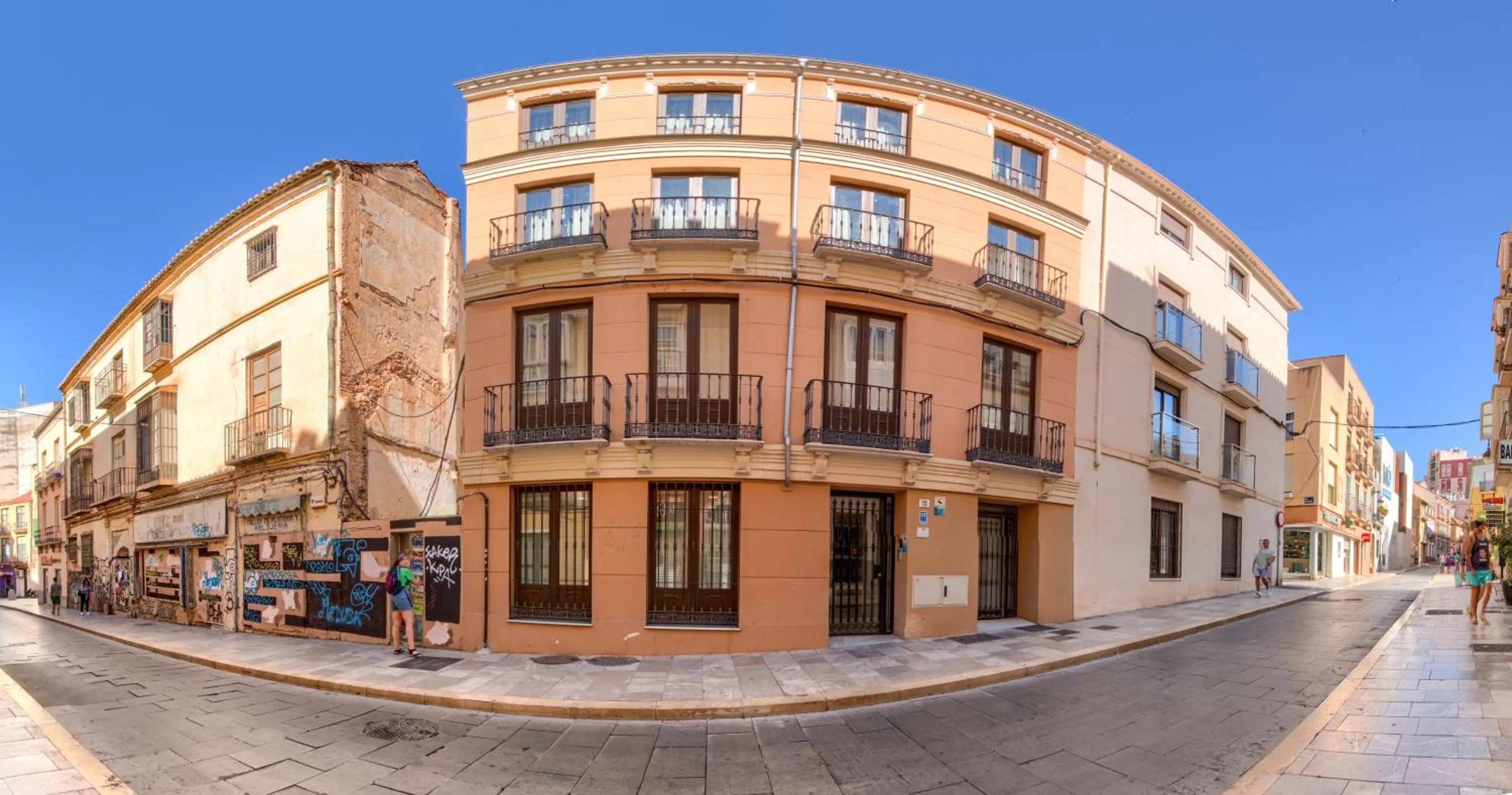 Property building in Holidays2Malaga Suites