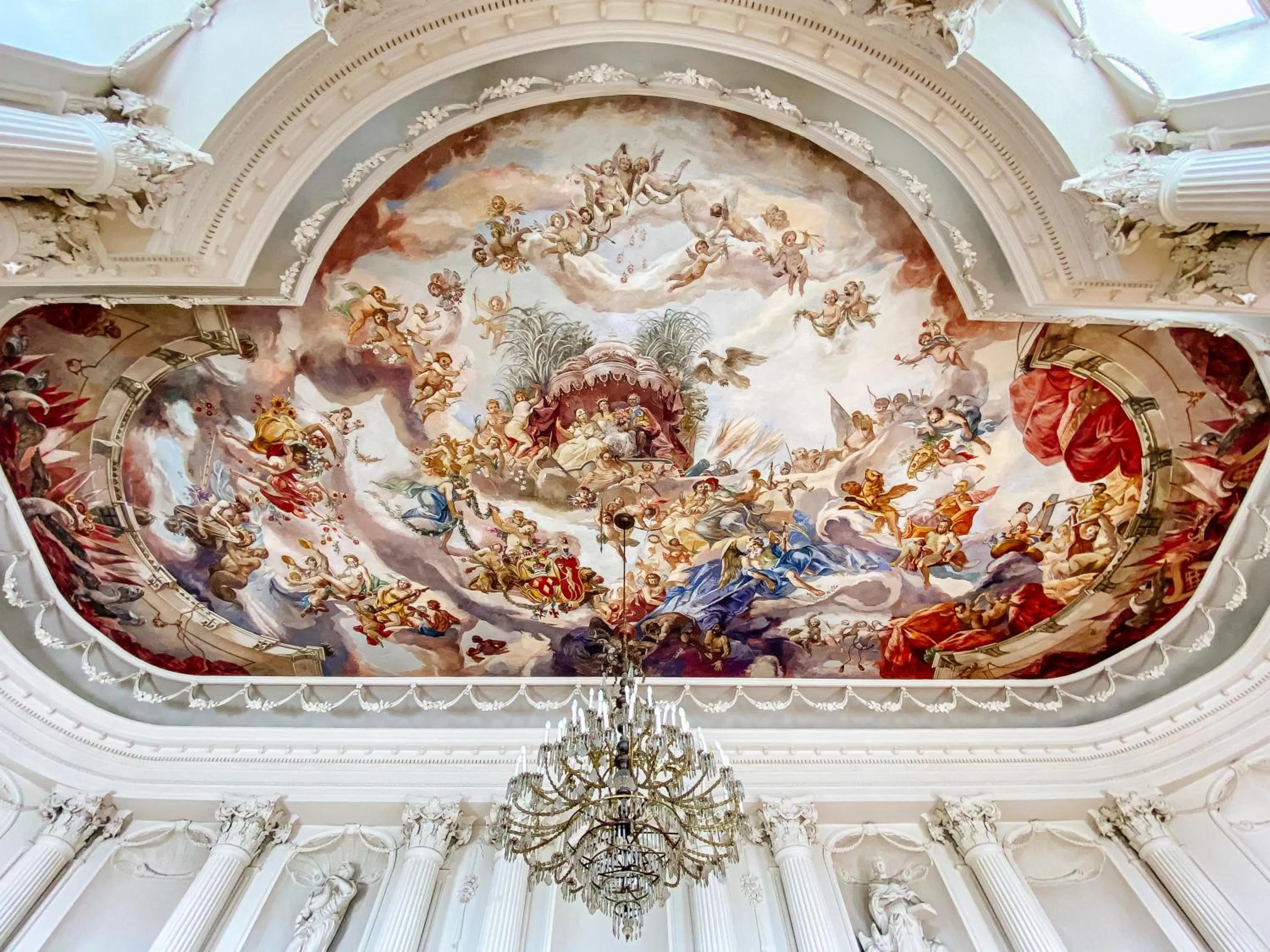 Property building in Hotel Zamek Królewski w Rydzynie