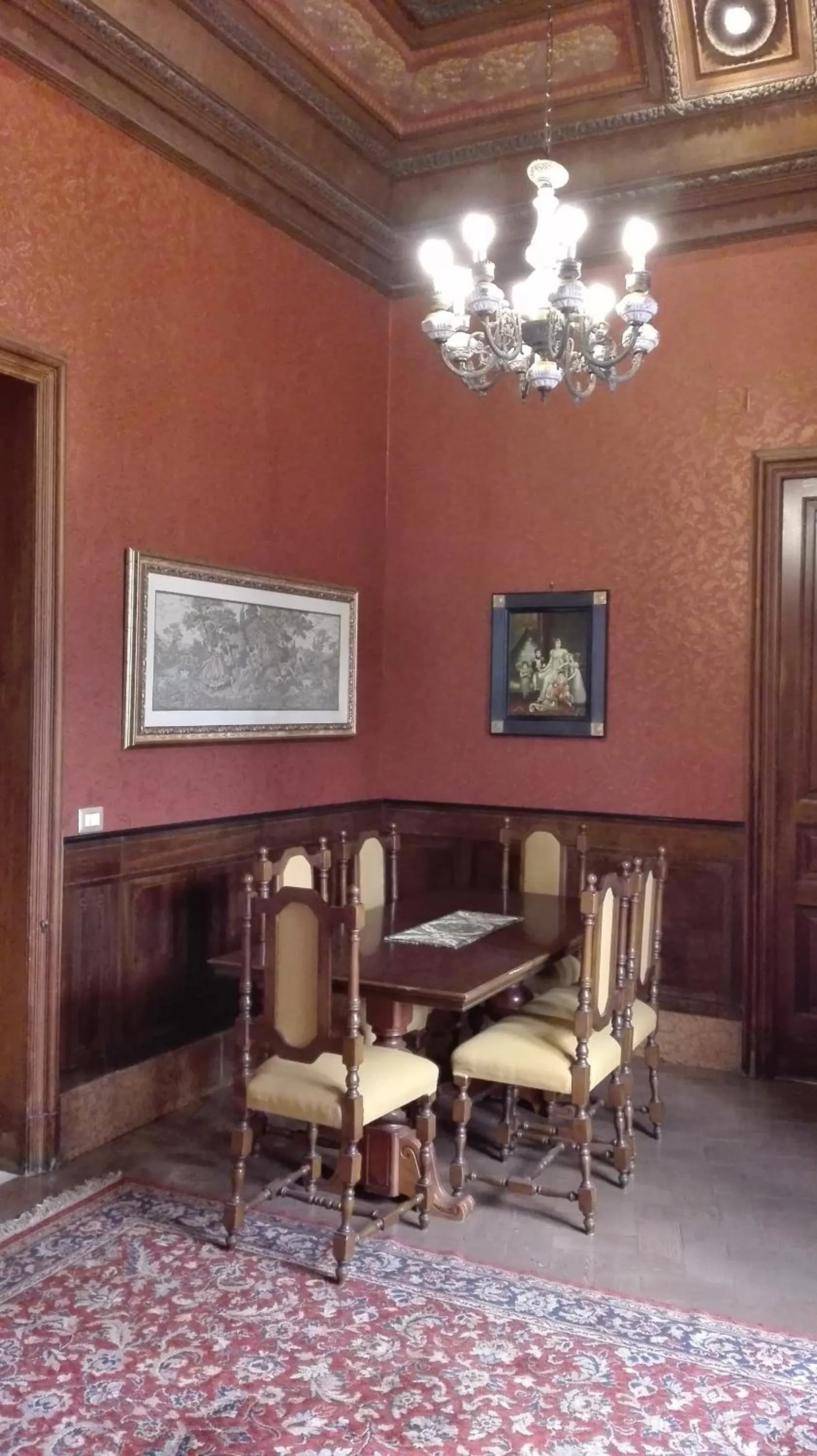 Dining area in Palazzo Arcidiacono - luxury holidays