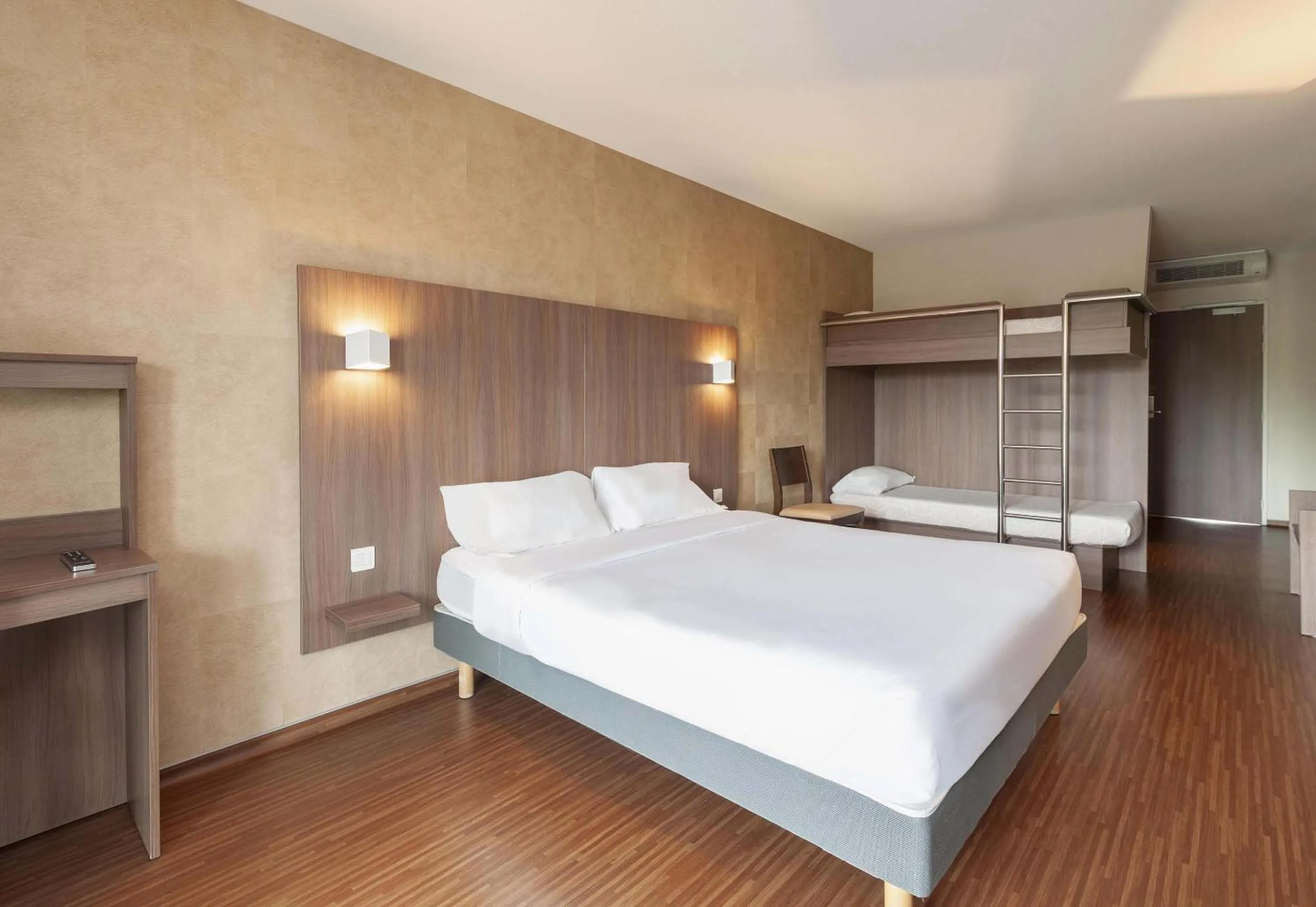 Bedroom, Bed in B&B HOTEL Saint Jean de Luz