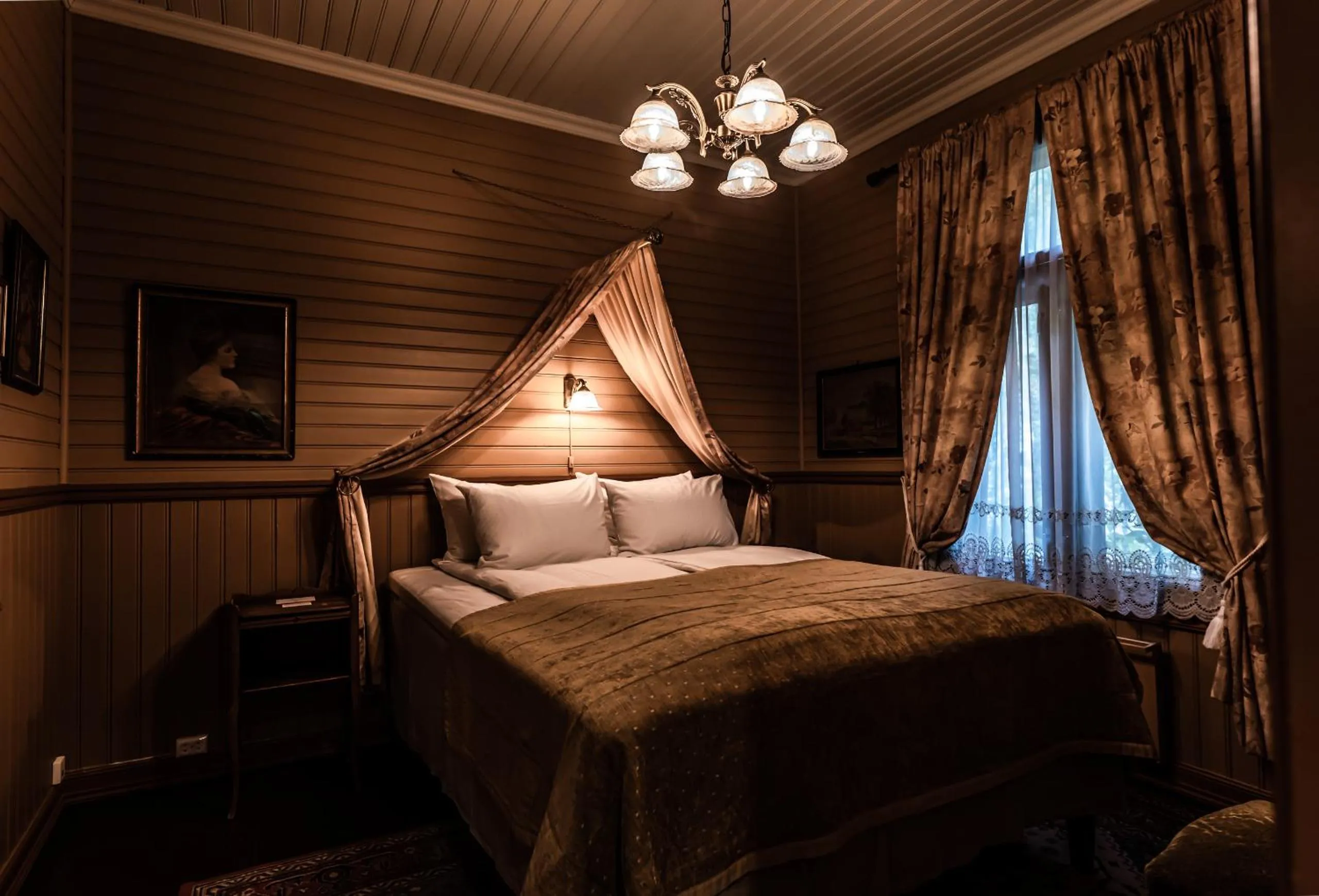 Photo of the whole room, Bed in Dalen Hotel