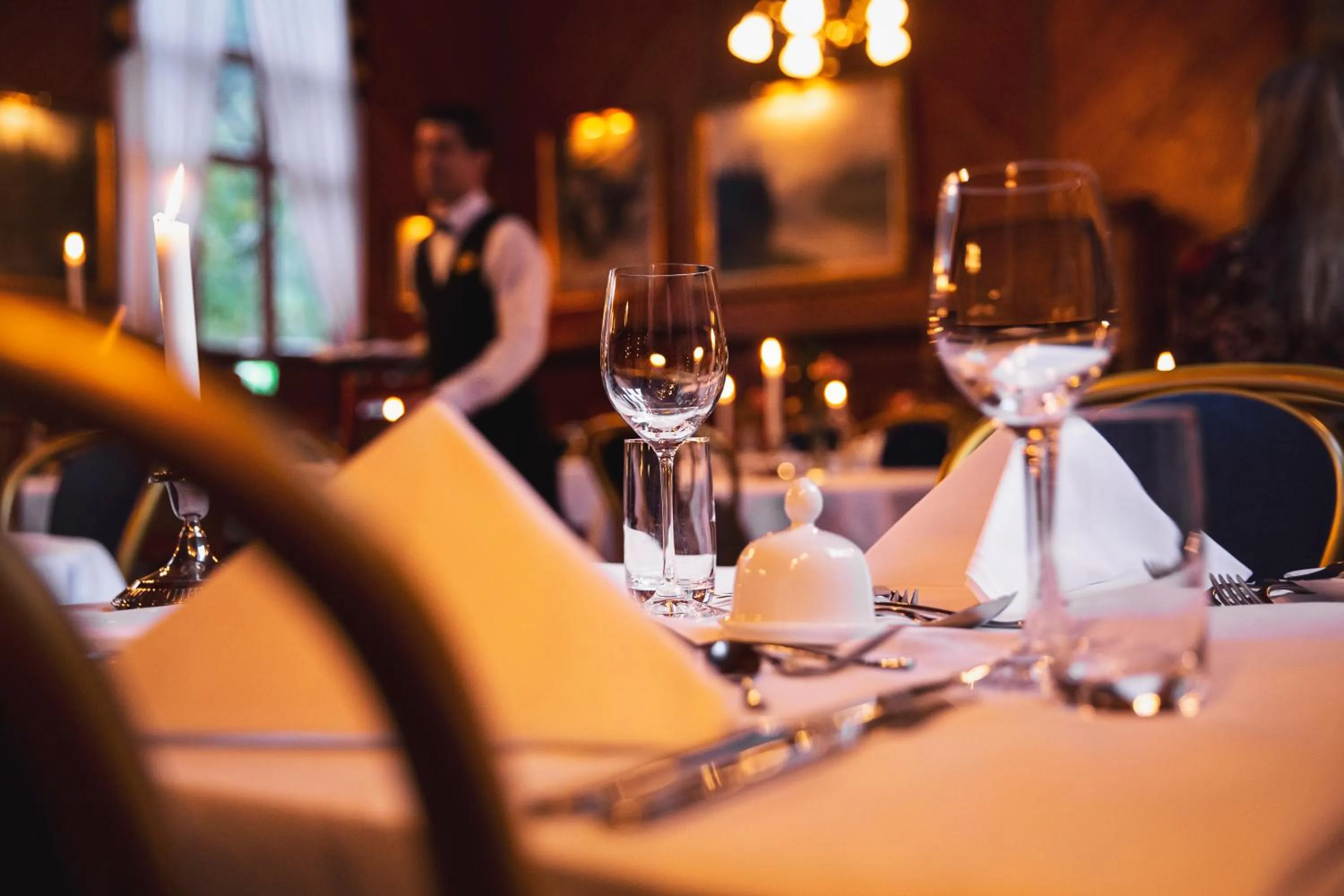 Restaurant/places to eat in Dalen Hotel