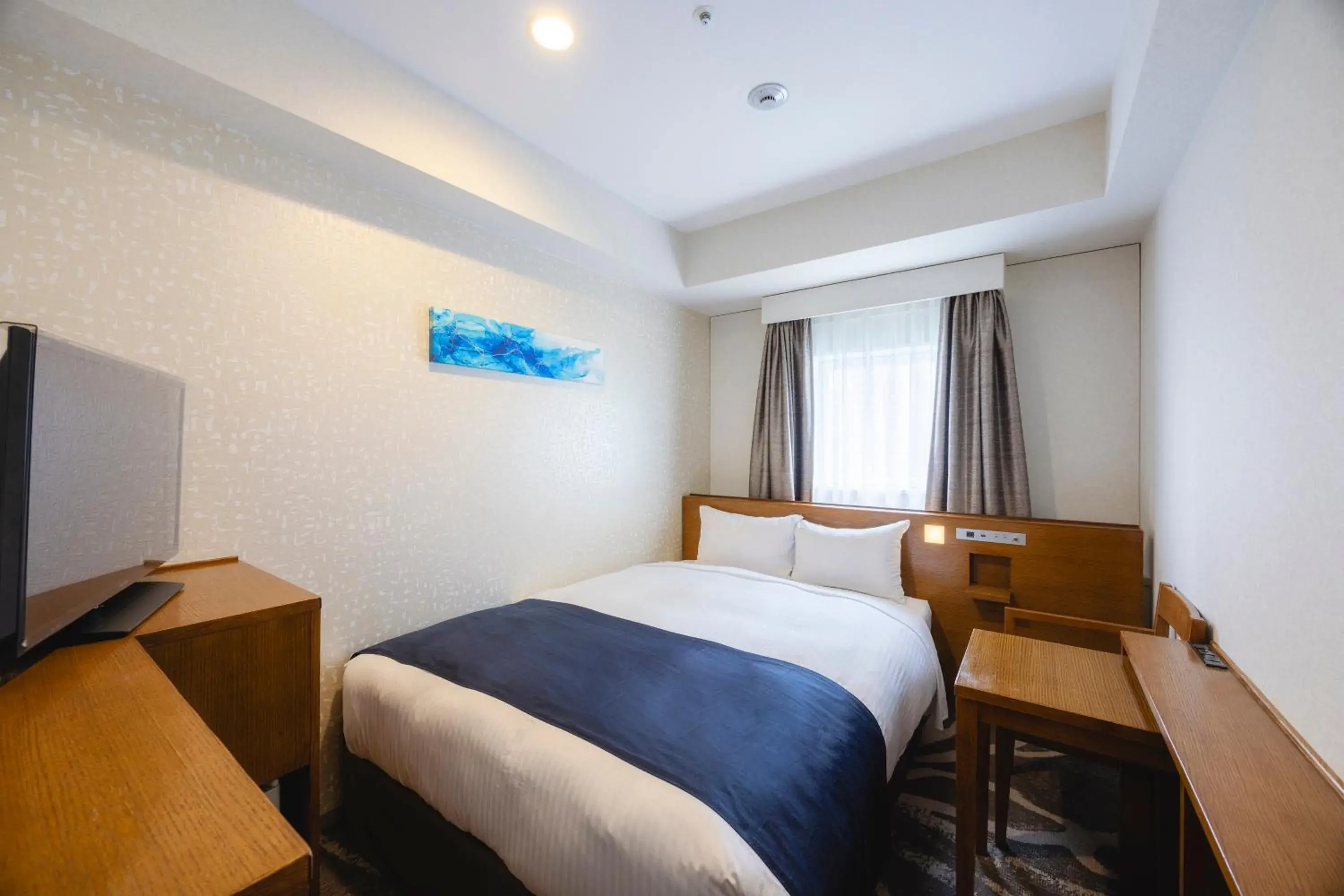 Photo of the whole room, Bed in Shinjuku Washington Hotel Photo of the whole room, Bed in Shinjuku Washington Hotel