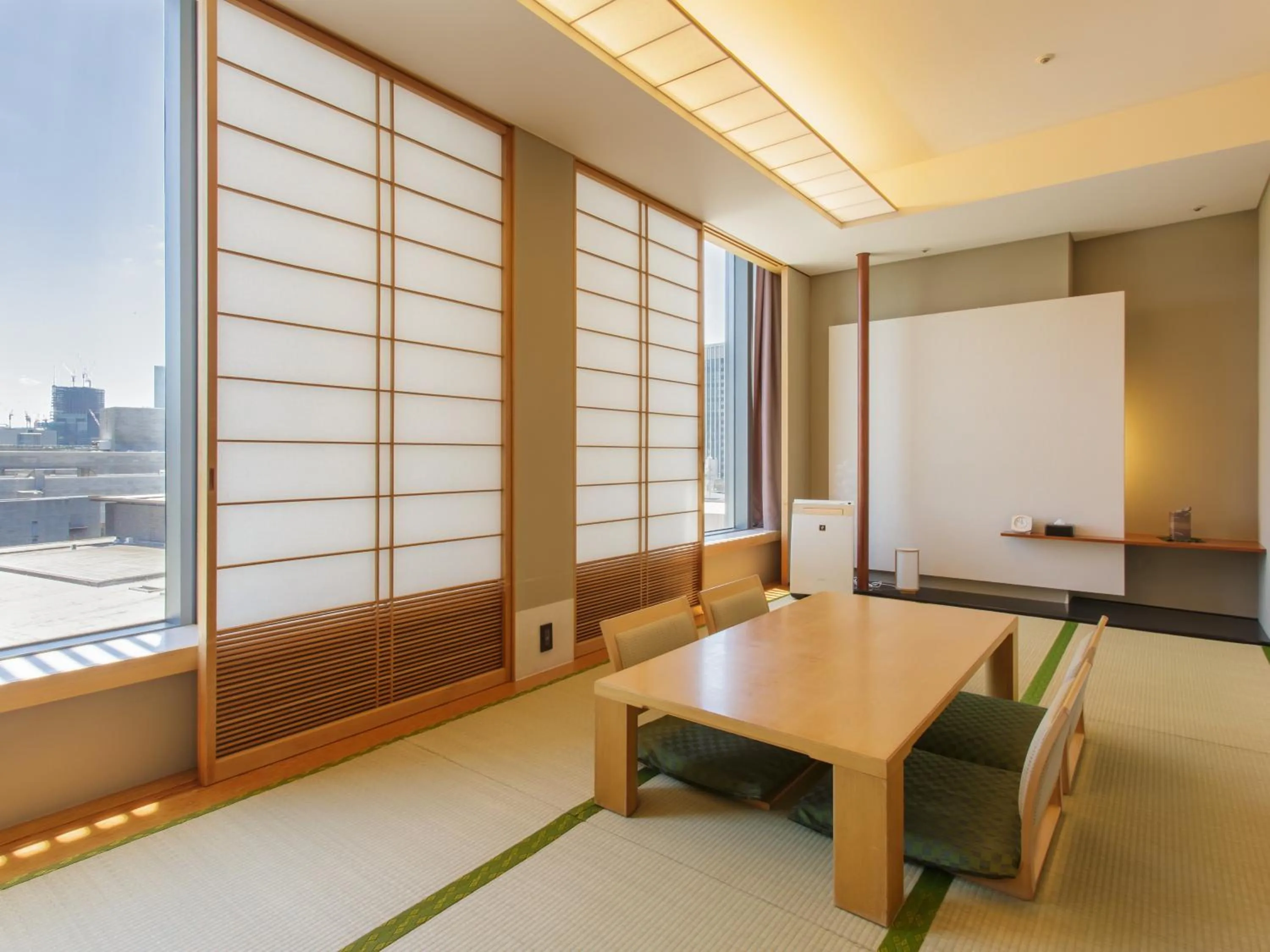 Photo of the whole room in Hotel Grand Arc Hanzomon