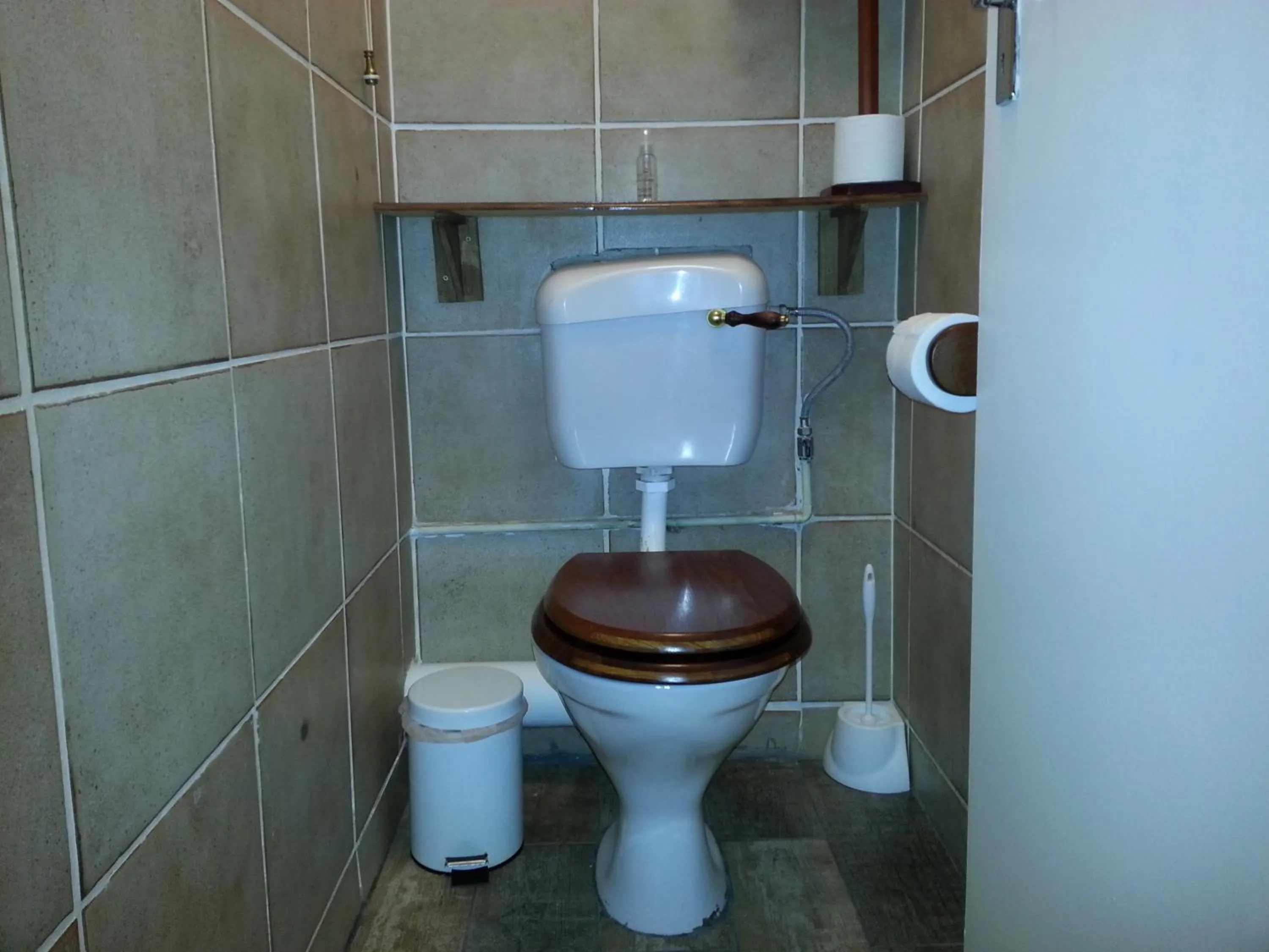 Toilet in Agterplaas Guesthouse Pty Ltd