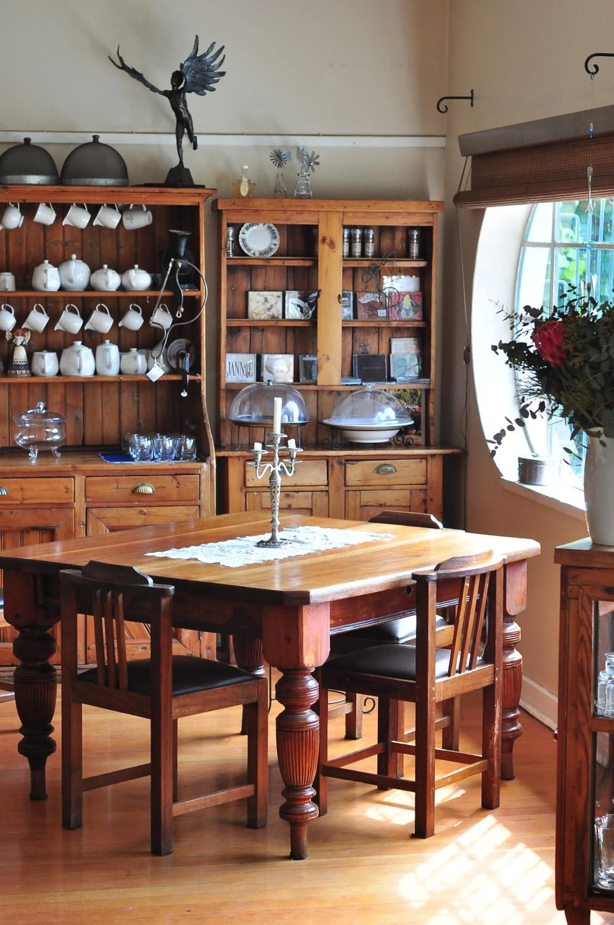 Dining area in Agterplaas Guesthouse Pty Ltd