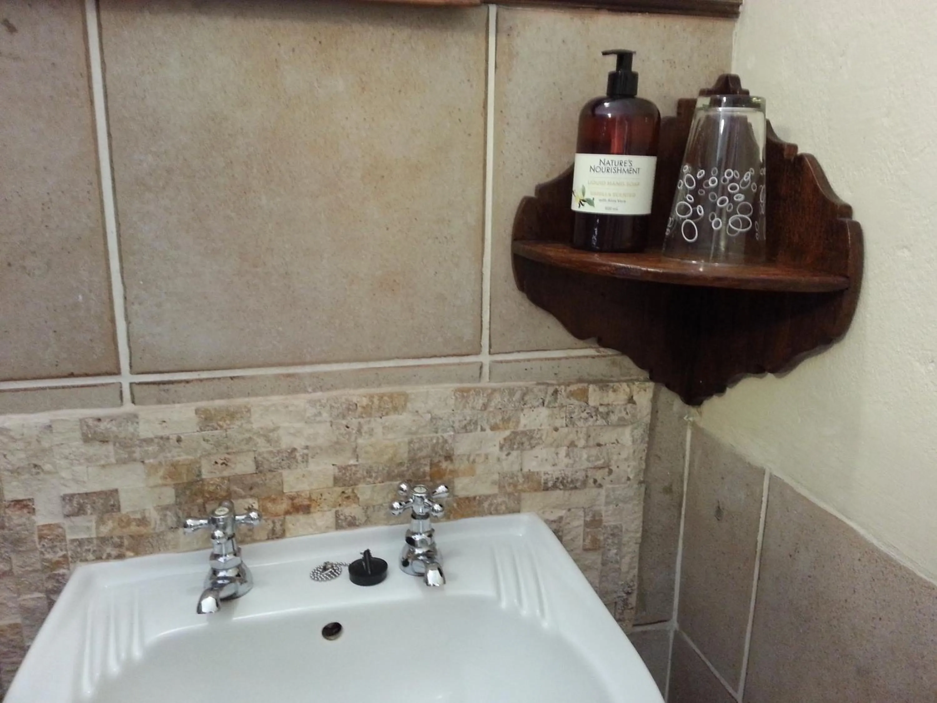 Bathroom in Agterplaas Guesthouse Pty Ltd