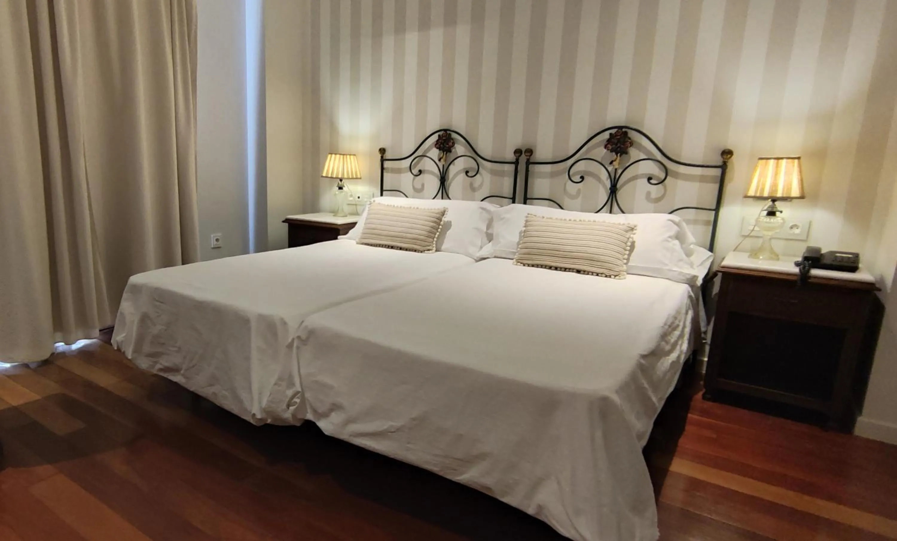 Double Room in Hotel Monumento Convento de San Benito