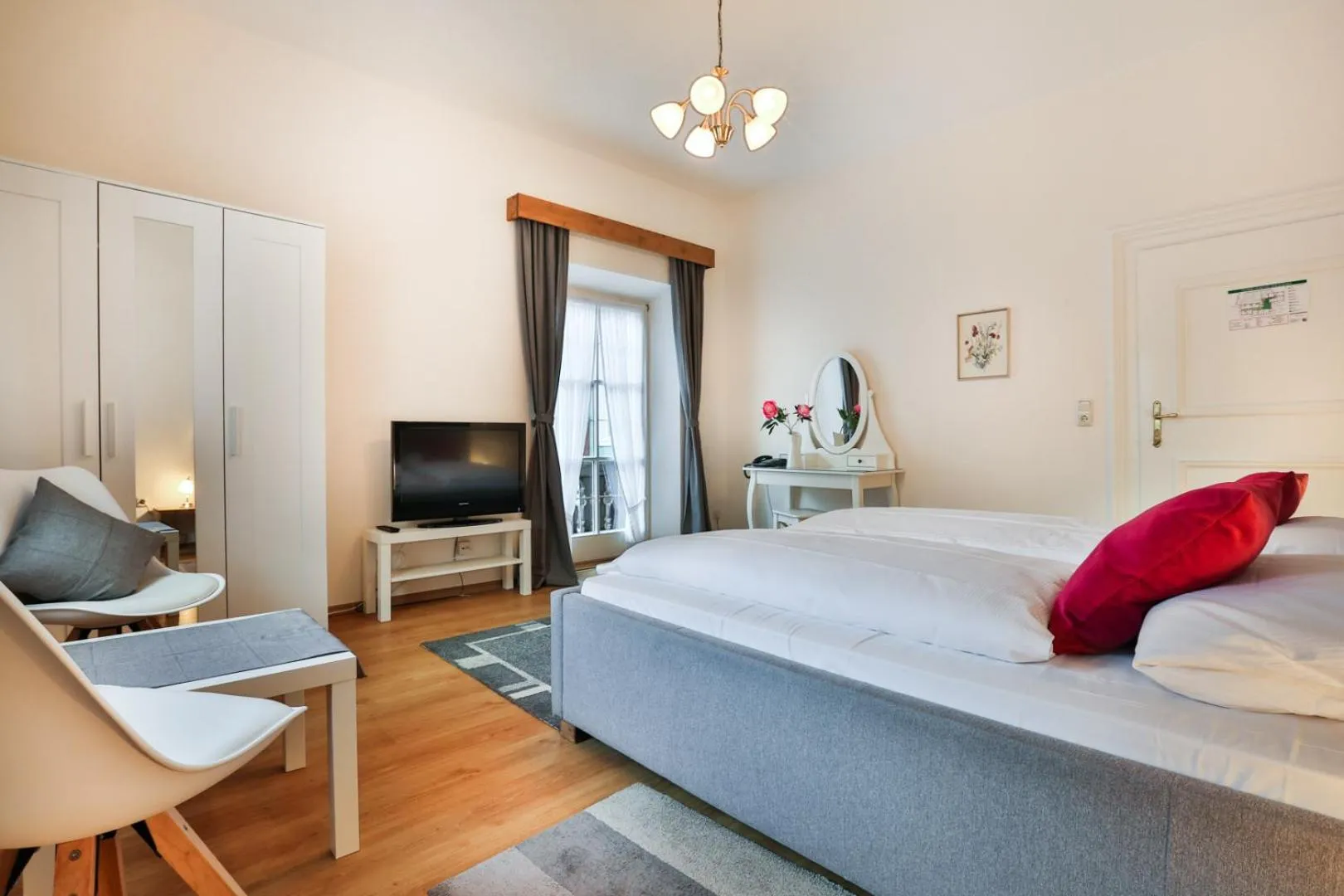 Photo of the whole room in Hotel Schiffmeister