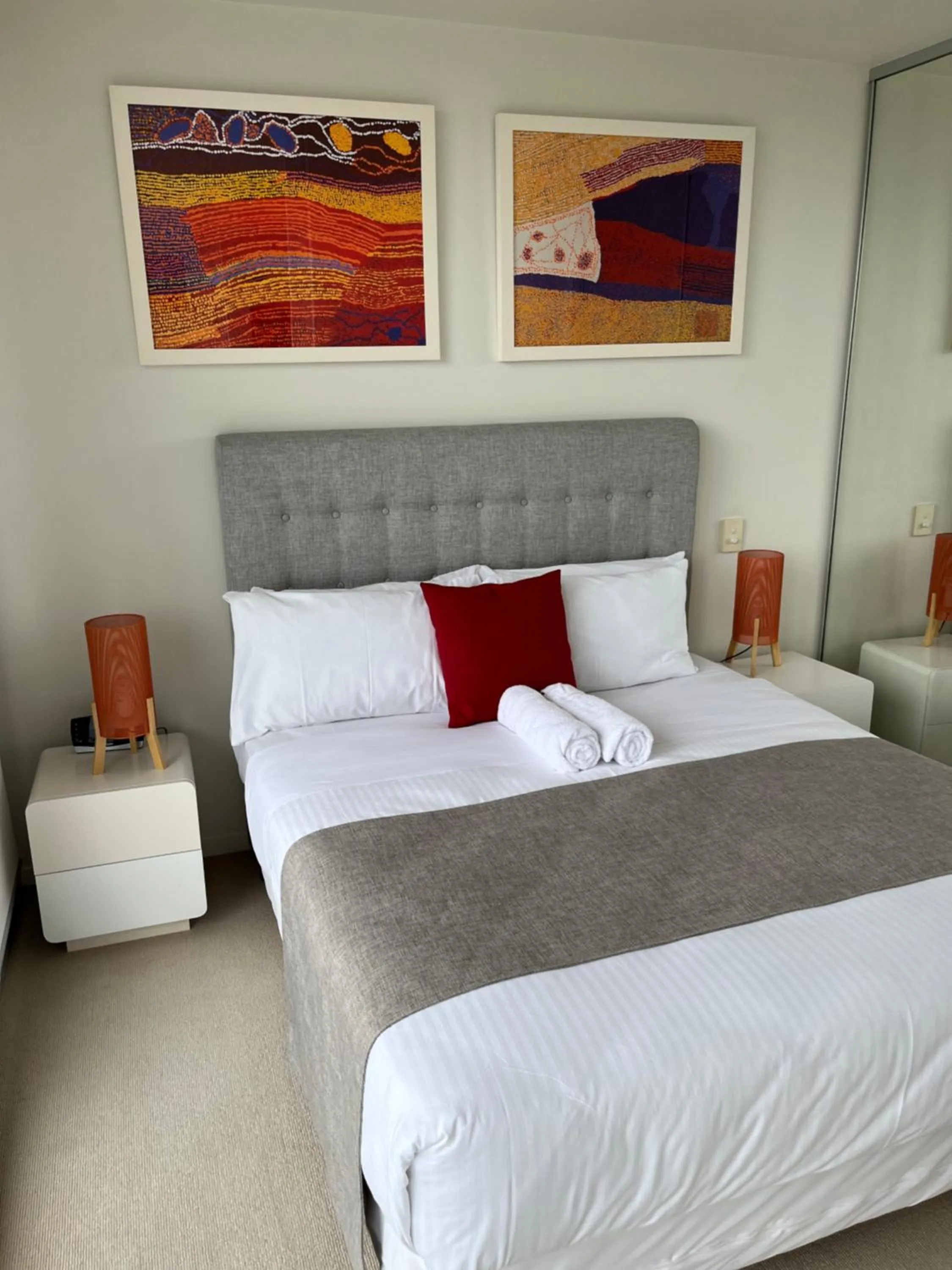 Bed in Tasha's Apartments on Warwick