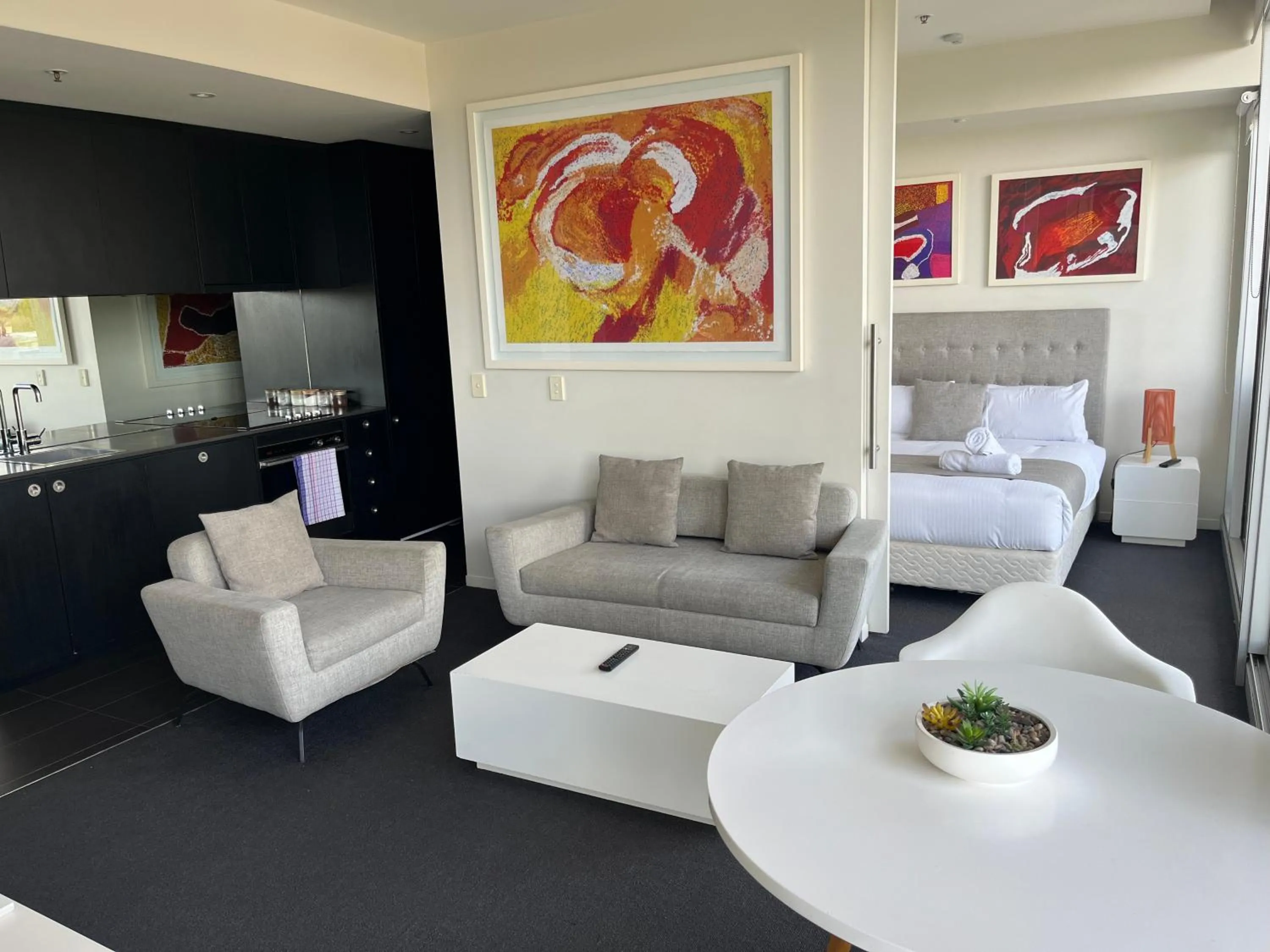 Bed in Tasha's Apartments on Warwick