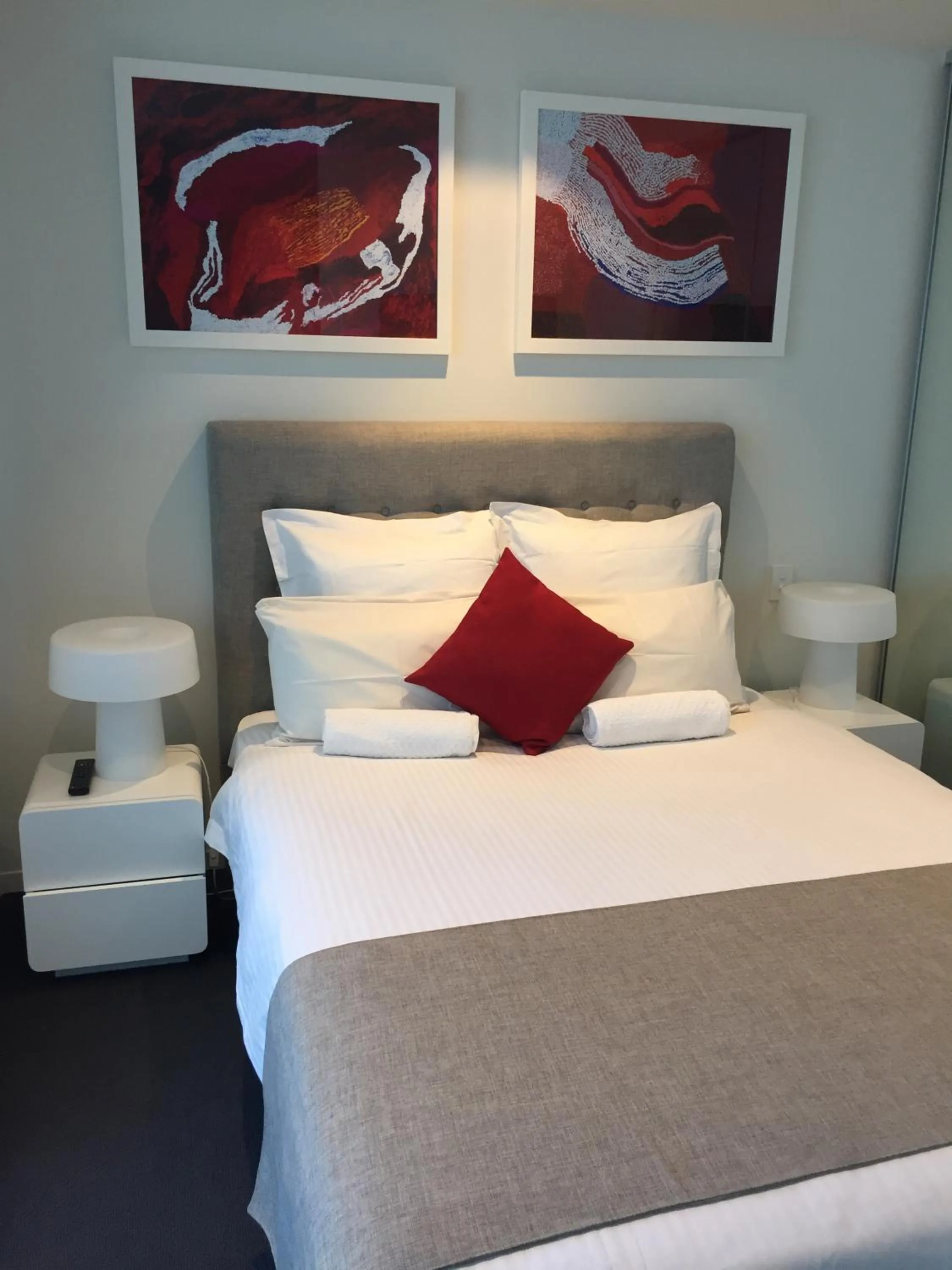 Bed in Tasha's Apartments on Warwick