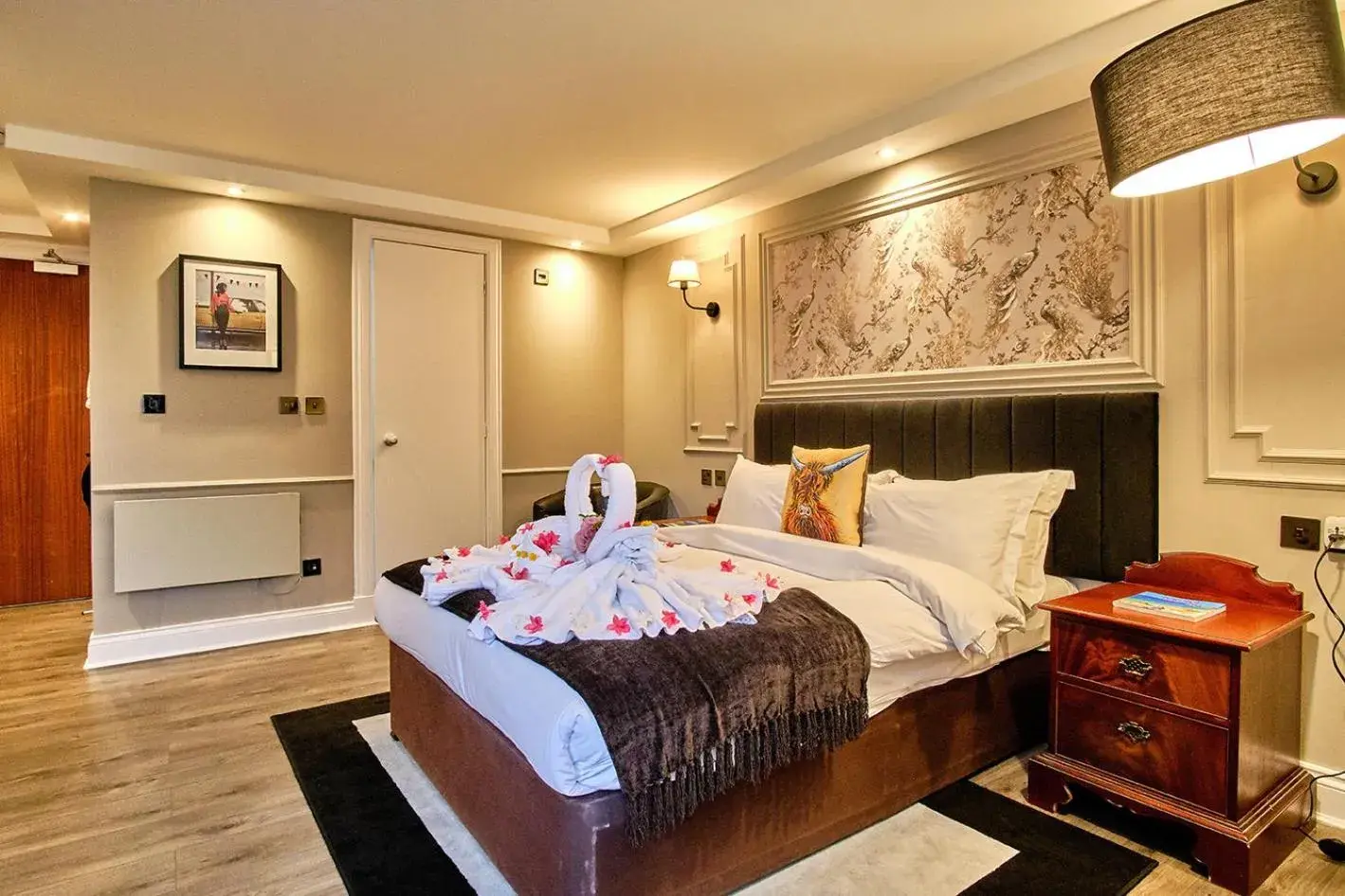 Bedroom, Bed in Muthu Ben Doran Hotel Bedroom, Bed in Muthu Ben Doran Hotel