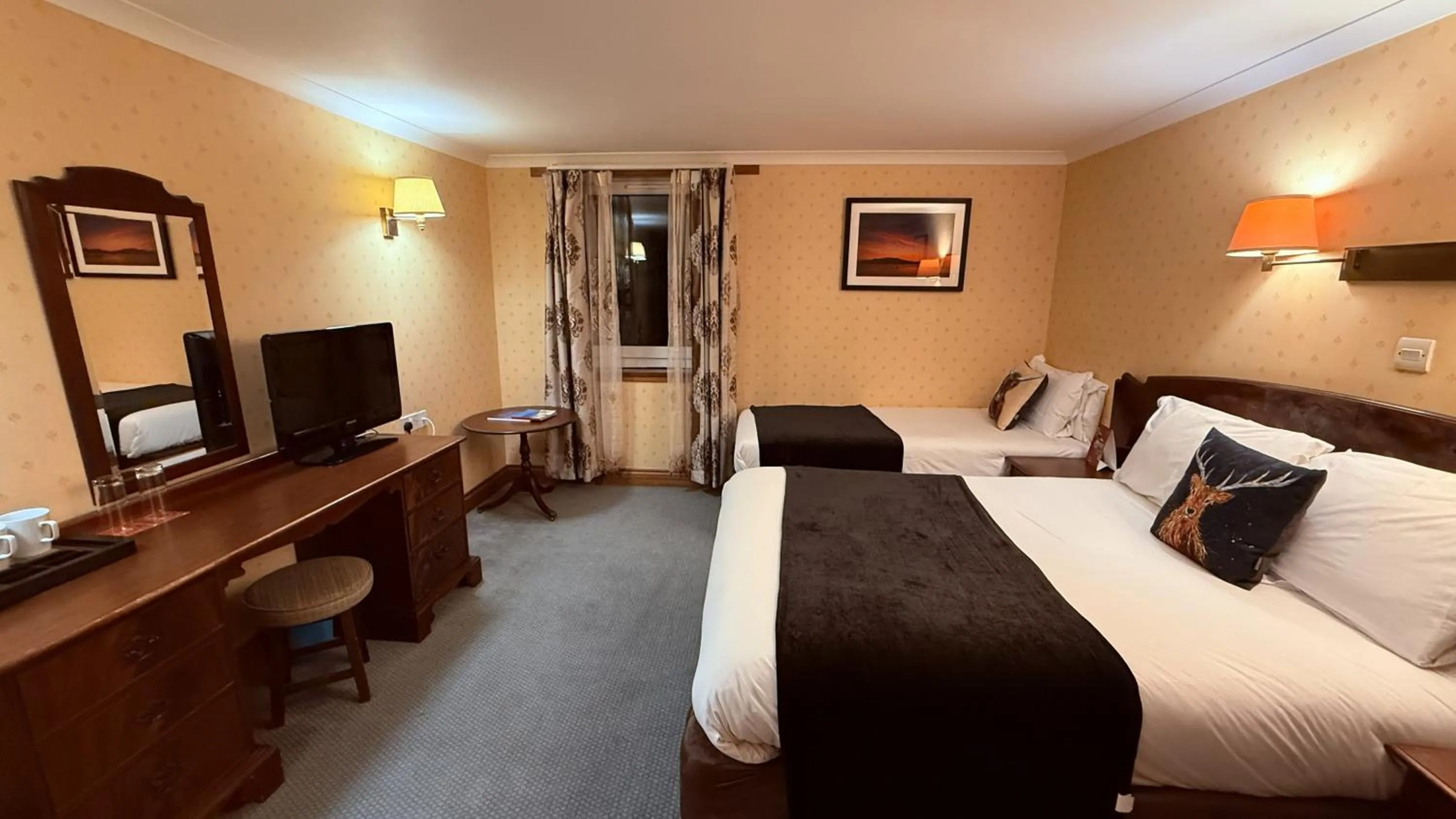 Bedroom, Bed in Muthu Ben Doran Hotel