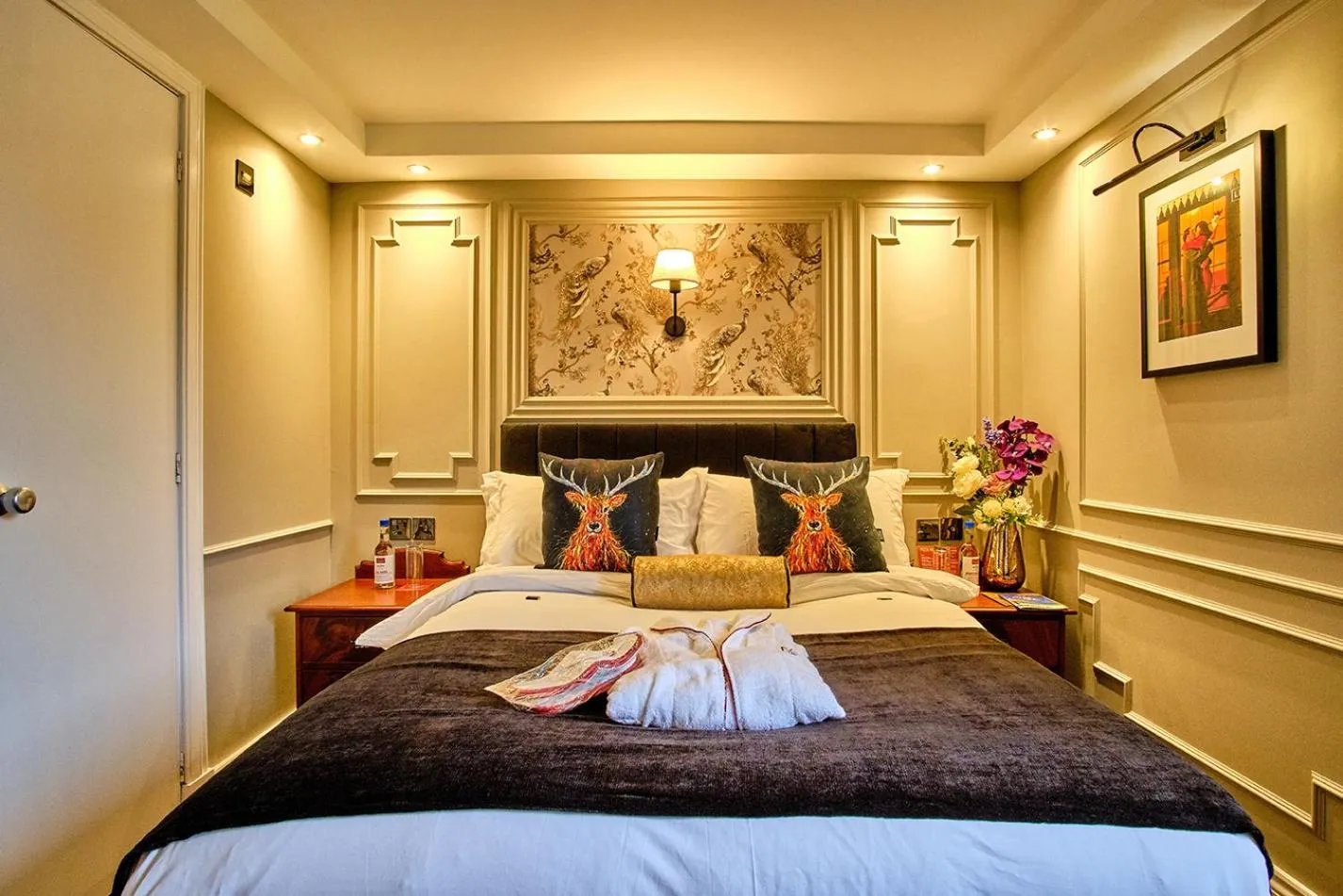 Bedroom, Bed in Muthu Ben Doran Hotel