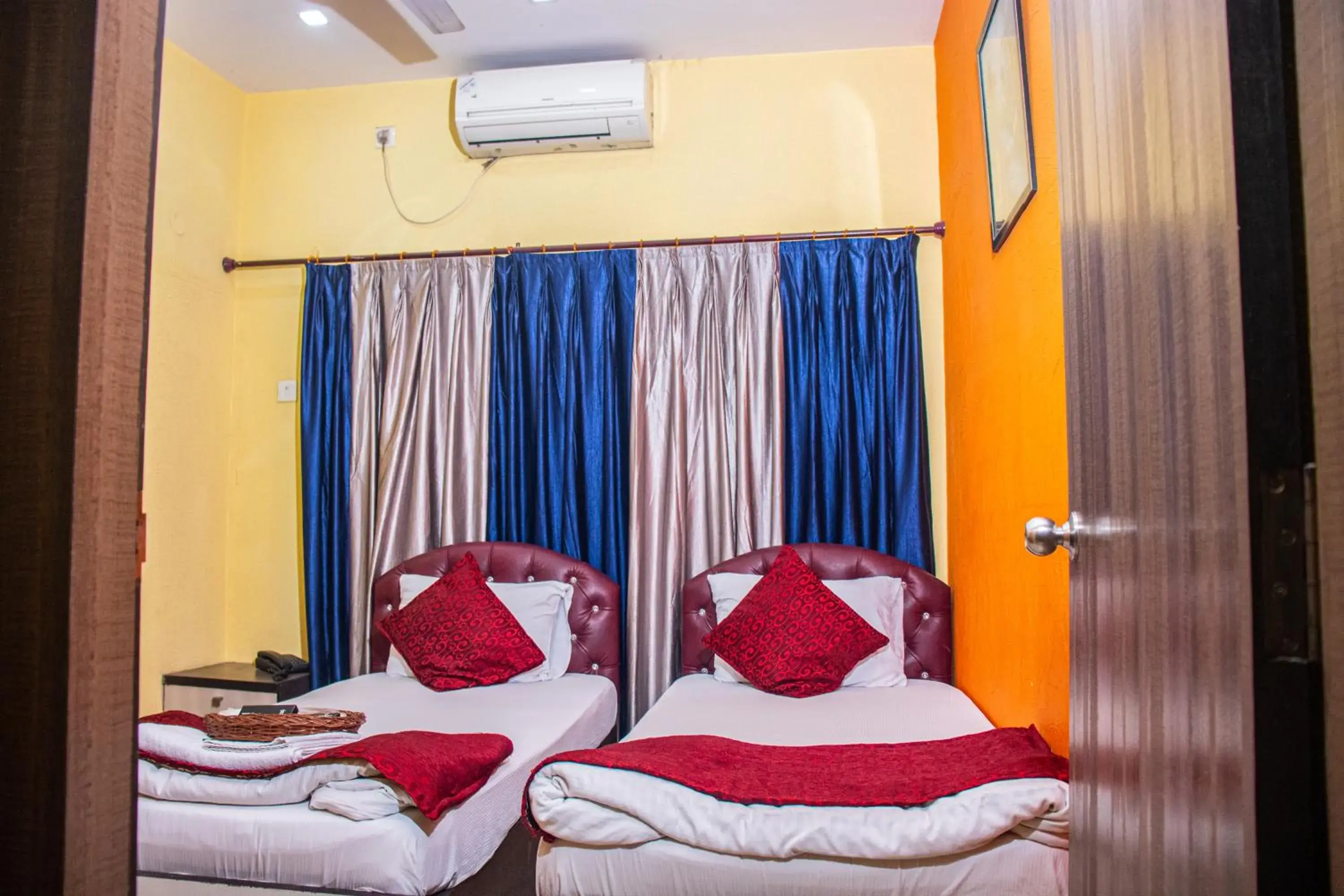 View (from property/room), Bed in Babul Hotel View (from property/room), Bed in Babul Hotel