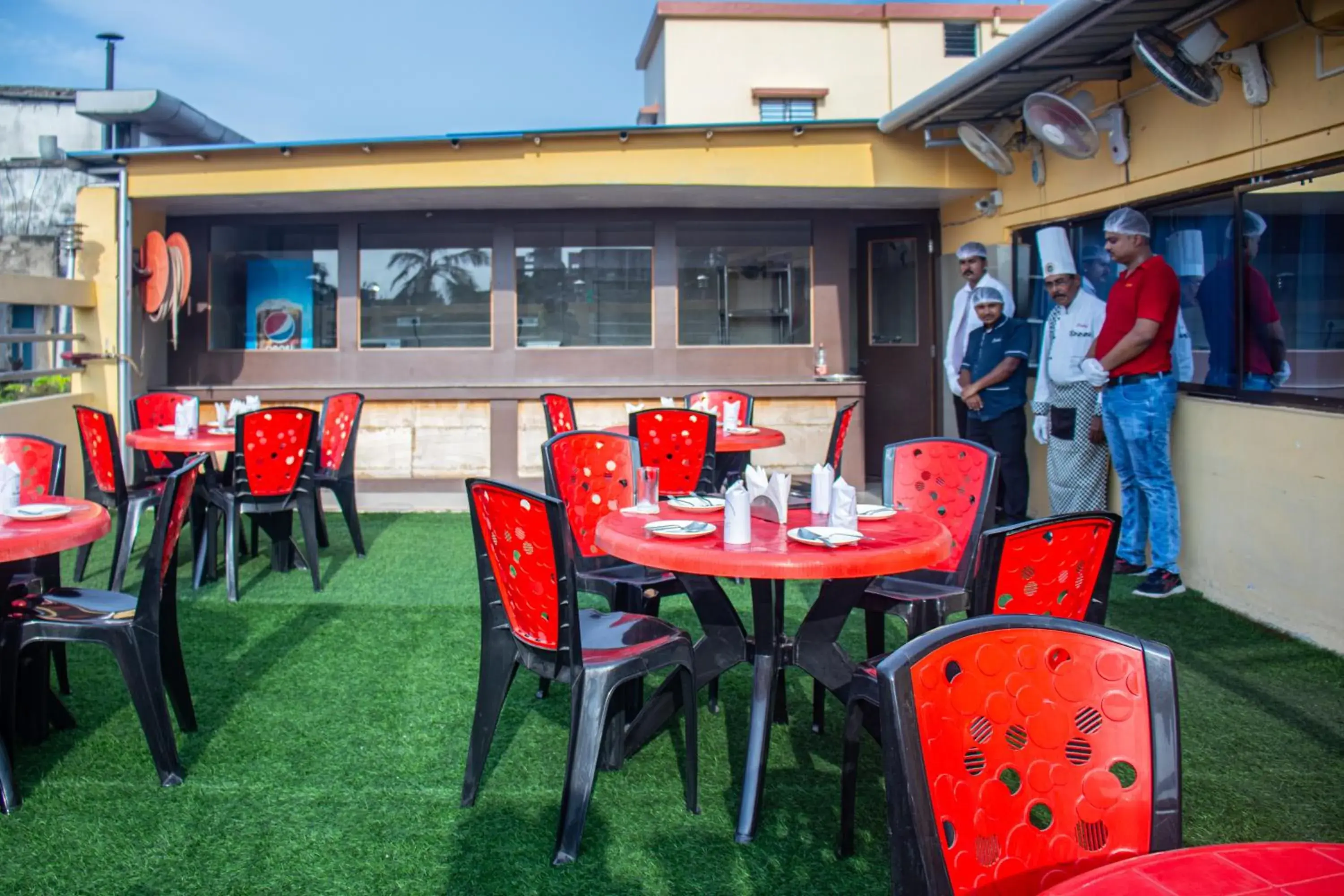 Restaurant/places to eat in Babul Hotel Restaurant/places to eat in Babul Hotel