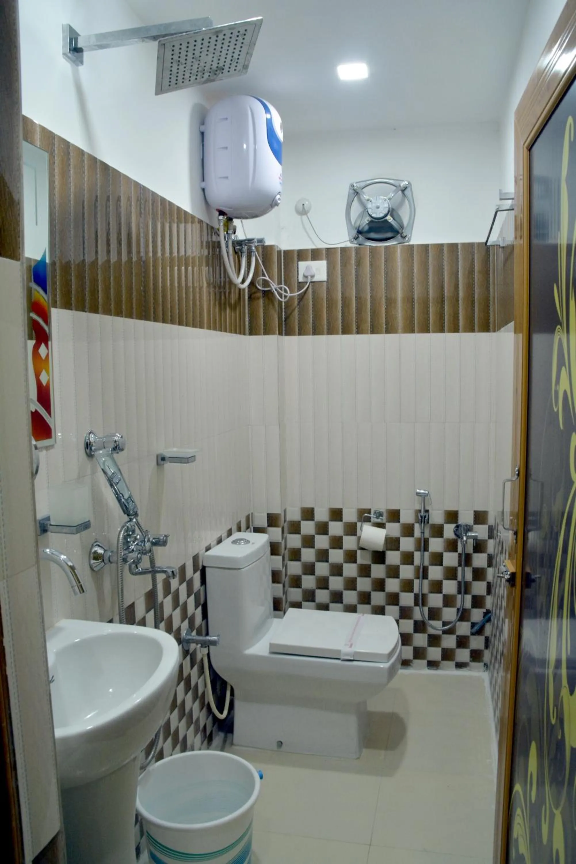 Bathroom in Babul Hotel