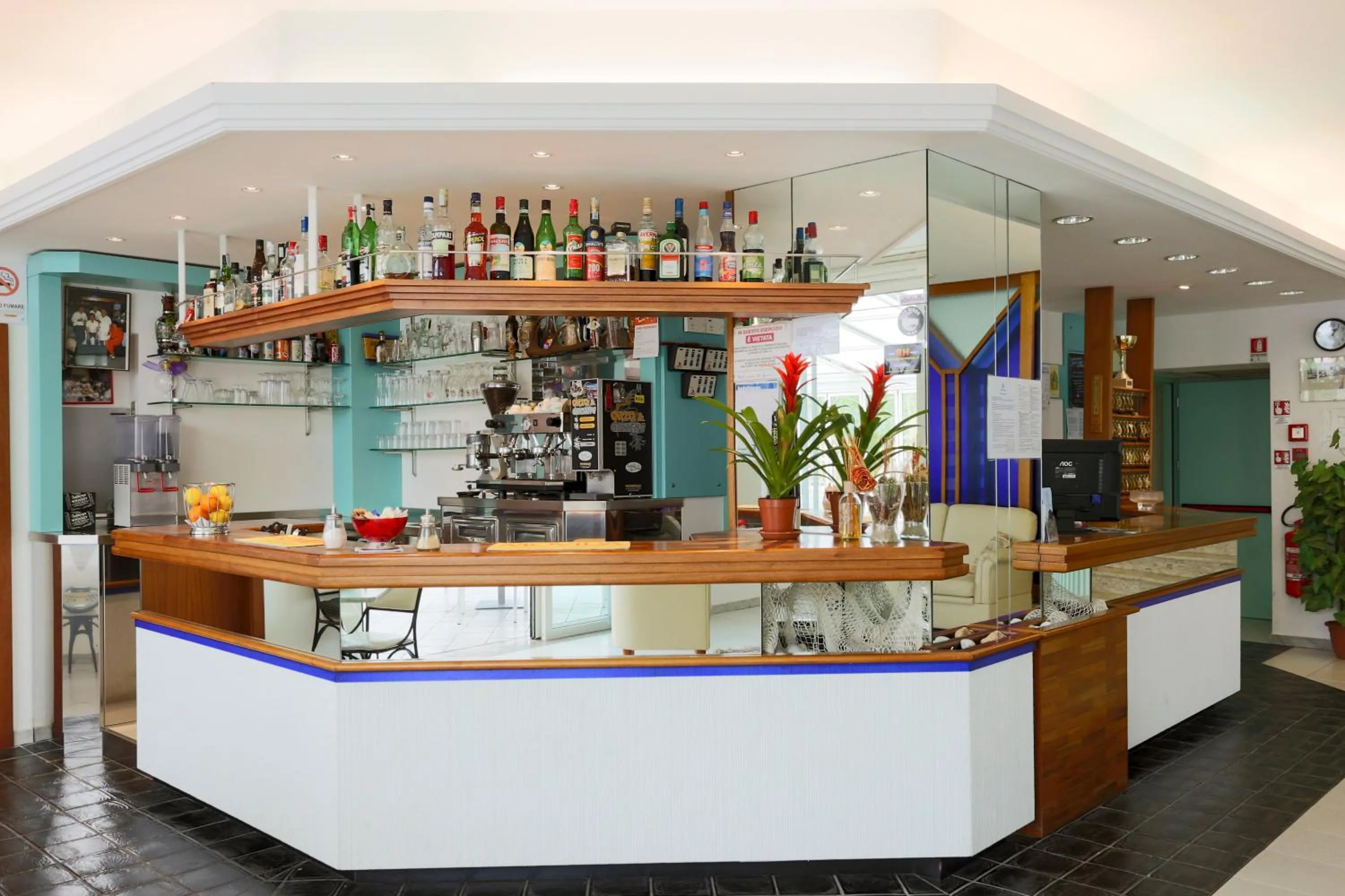 Lounge or bar in Hotel Ideal Bianchini