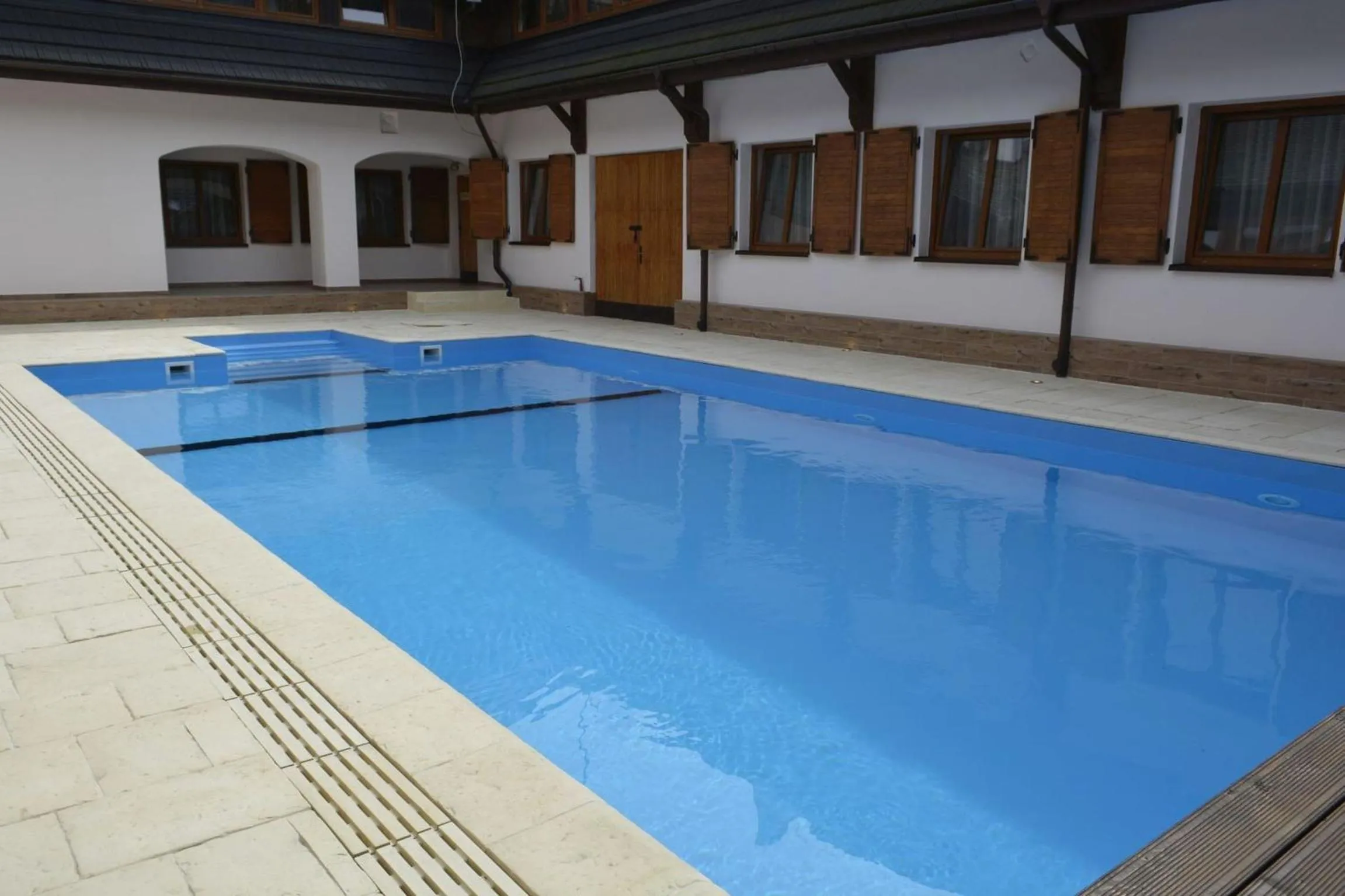 Swimming pool in Hotel Zajazd Piastowski