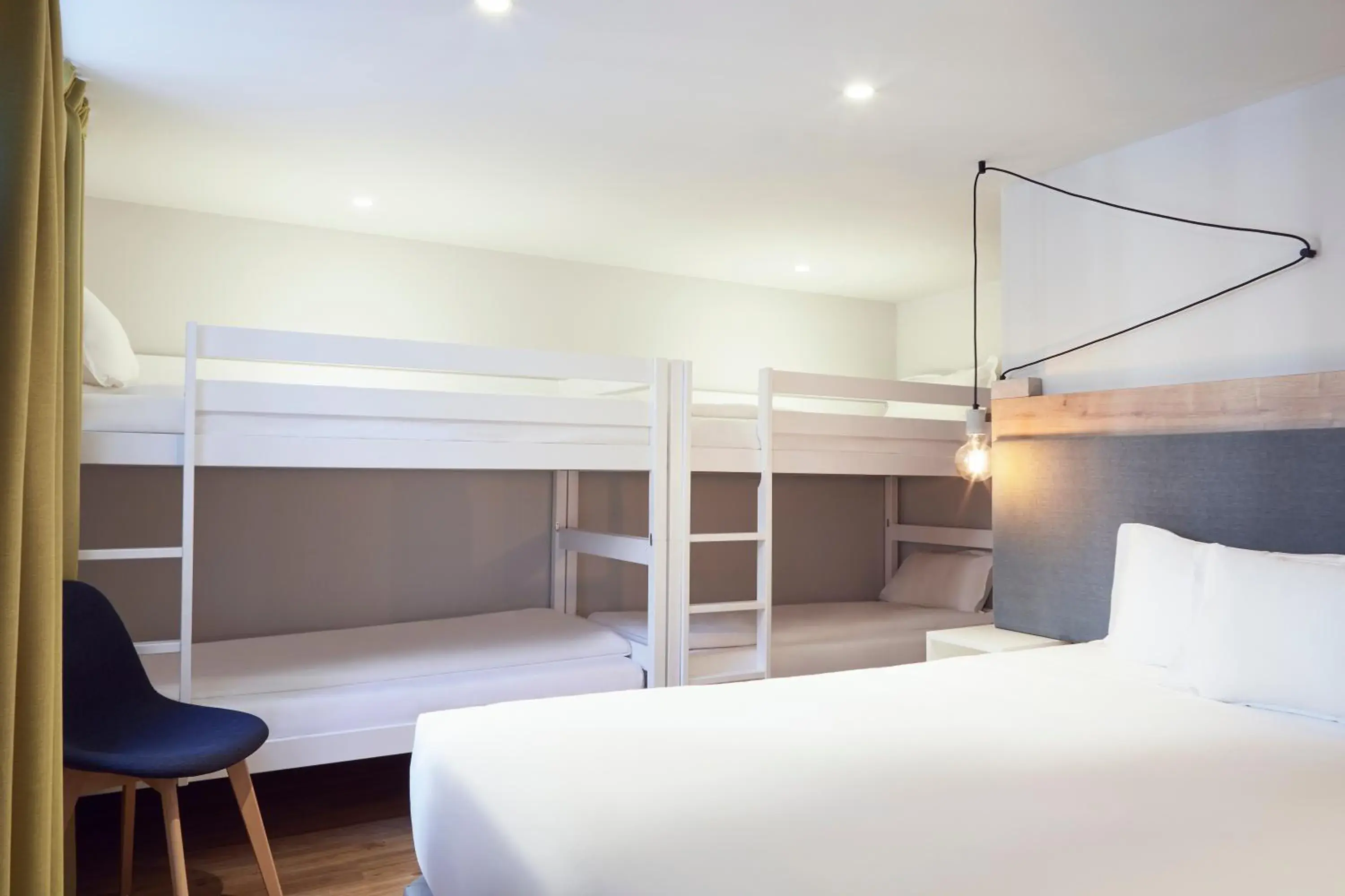 Photo of the whole room, Bunk Bed in Hôtel Maison Montgrand - Vieux Port