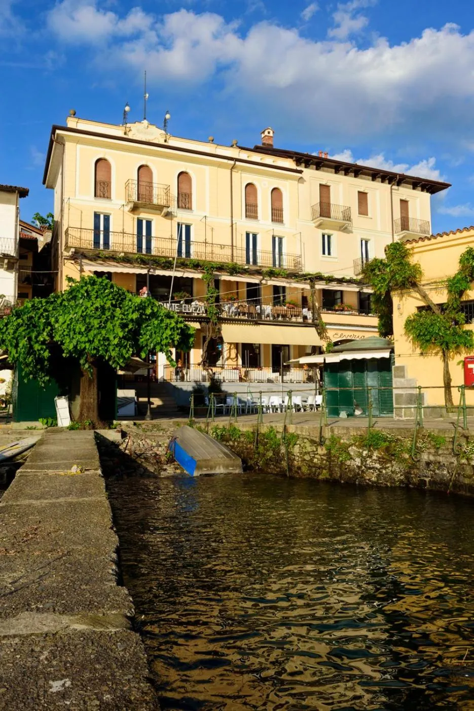 Property building in Boutique Hotel Elvezia