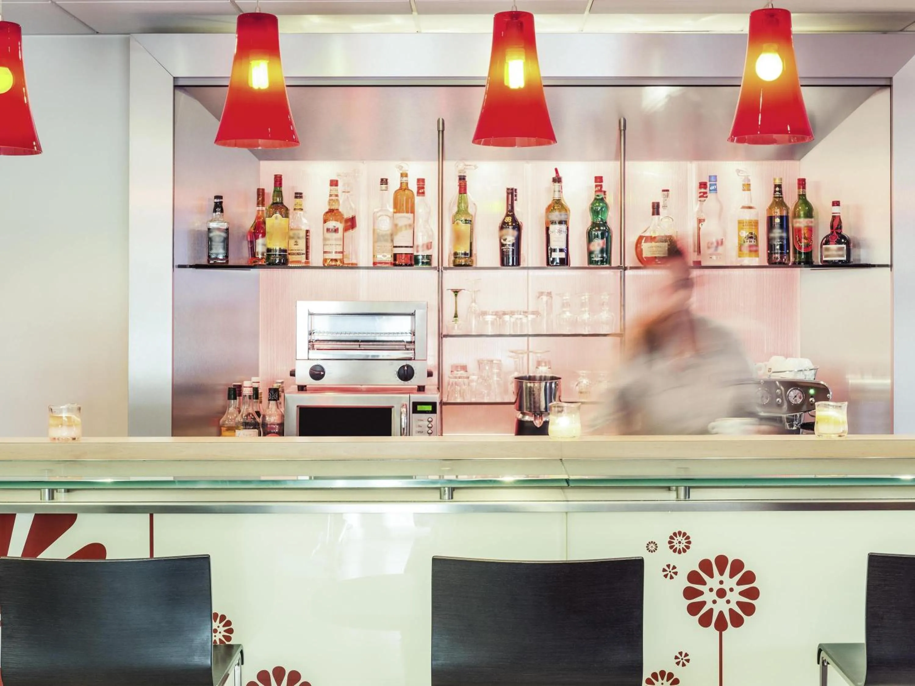 Lounge or bar in ibis Epinay sur Seine - Gennevilliers